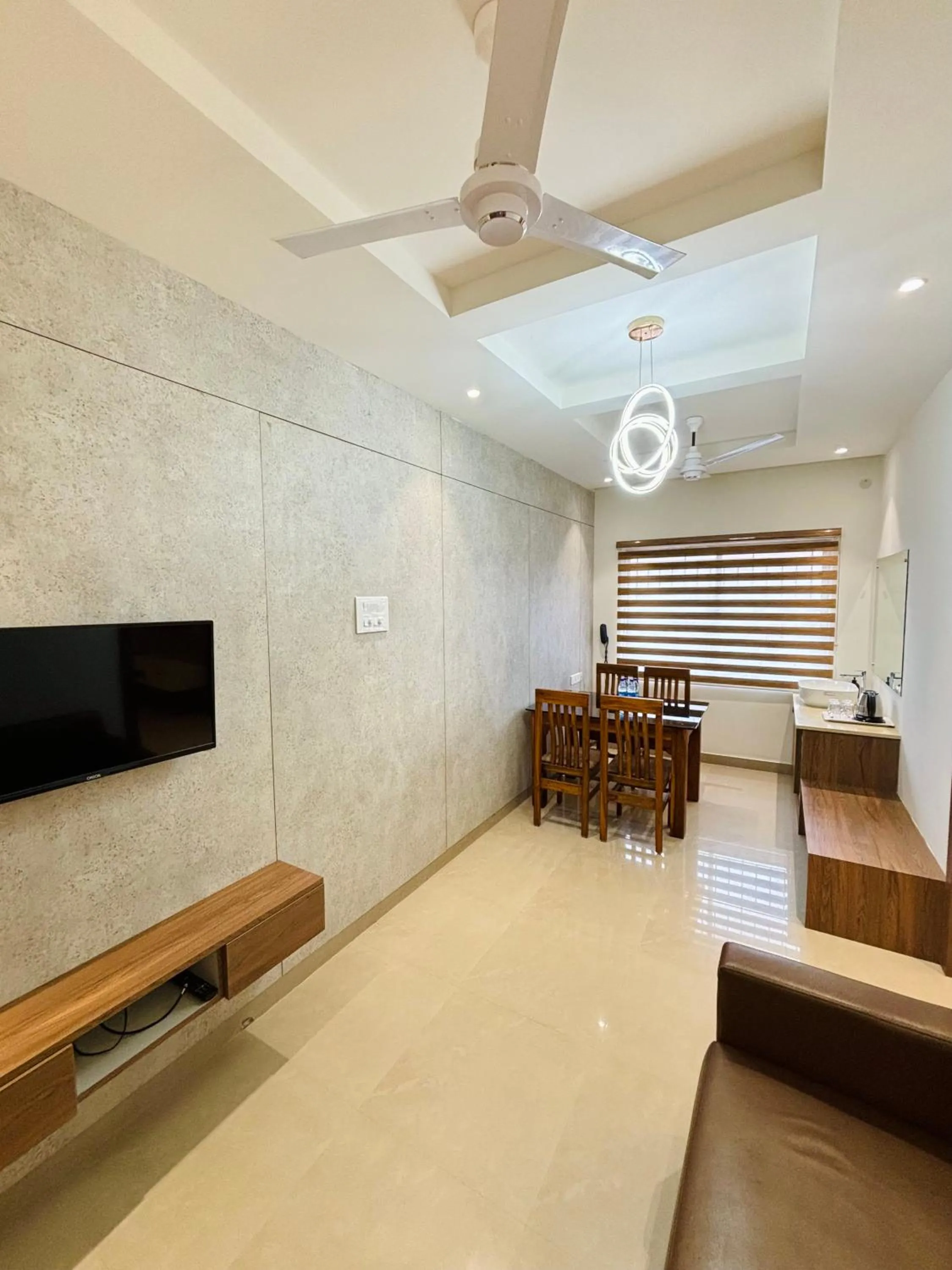 TV and multimedia in Hotel Citywalk Residency