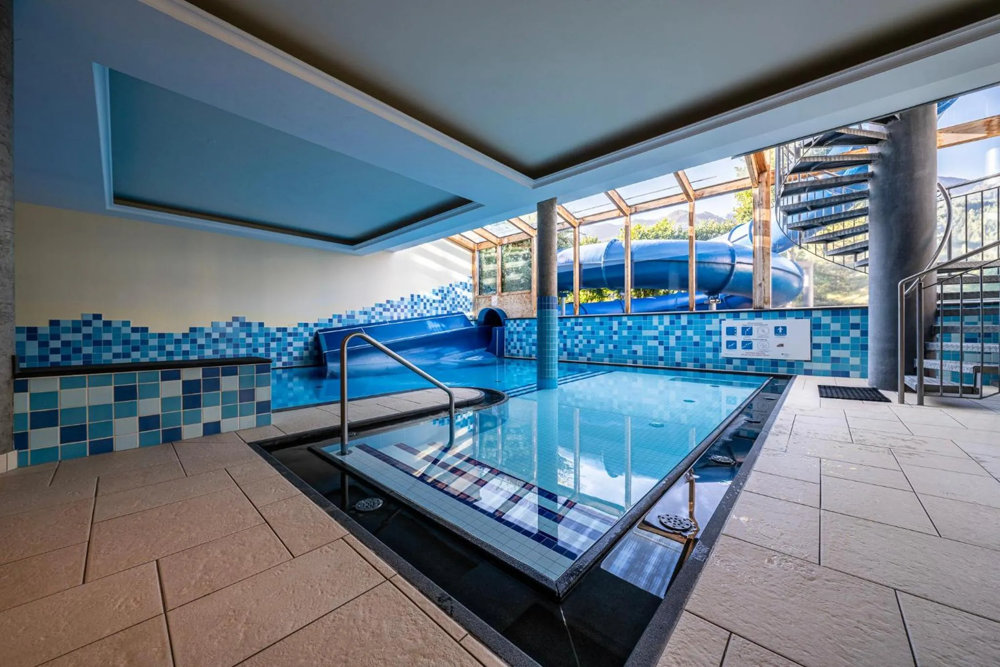 Swimming pool in Dolomiten Residenz - Sporthotel Sillian