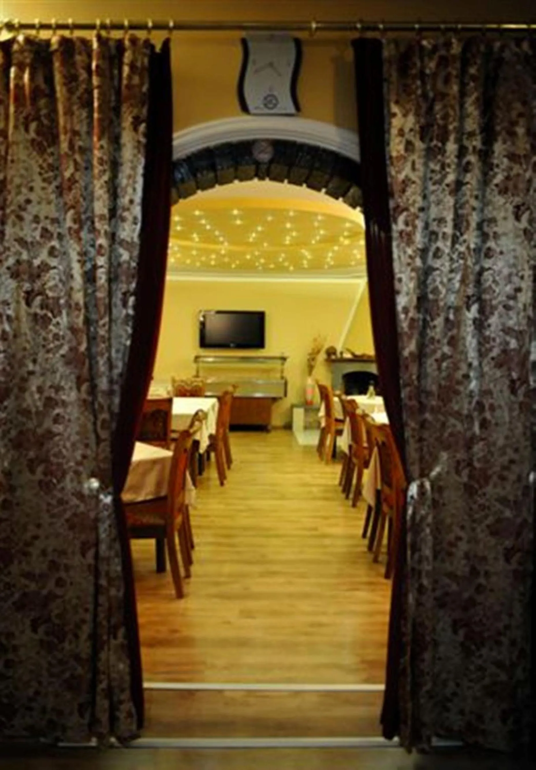 Restaurant/places to eat in Hotel Evropa
