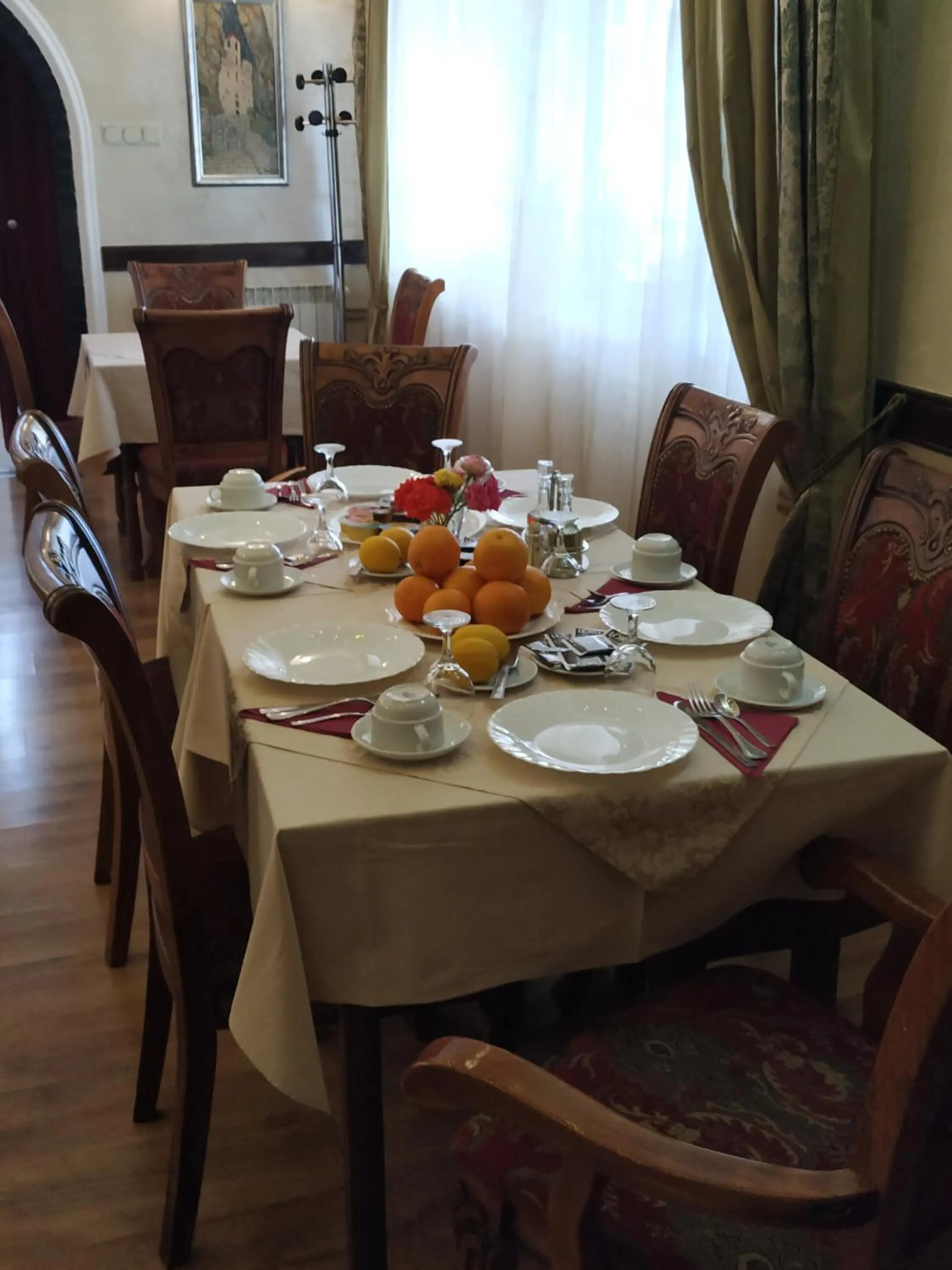 Restaurant/places to eat in Hotel Evropa