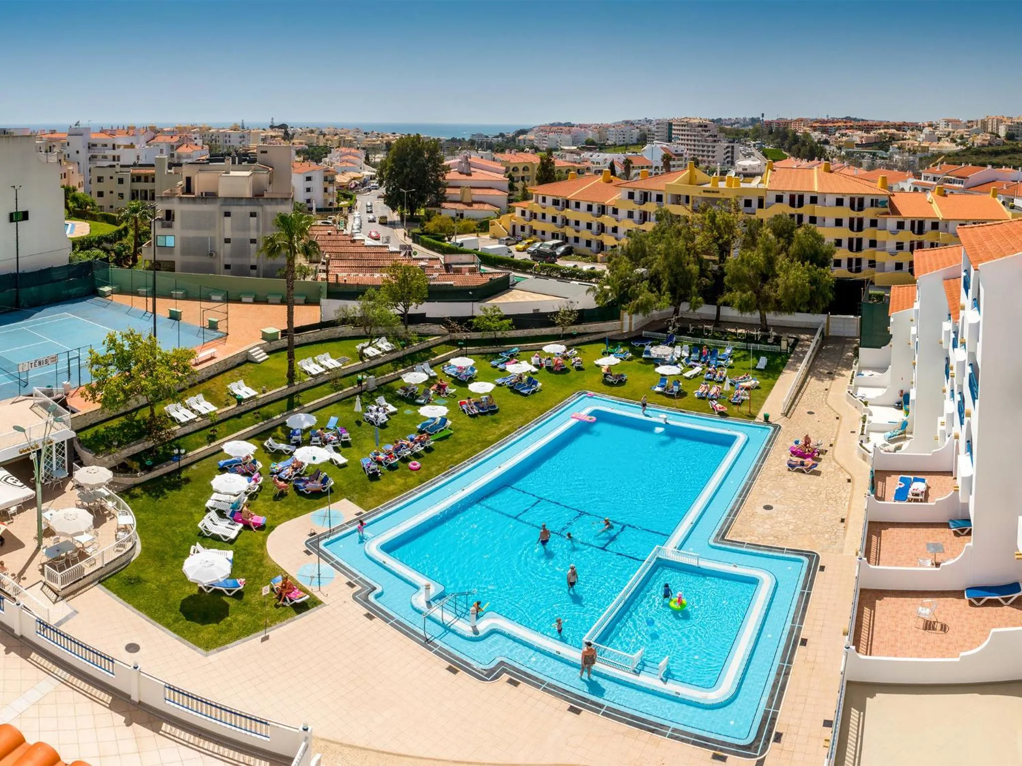 Bird's eye view in Tropical Sol