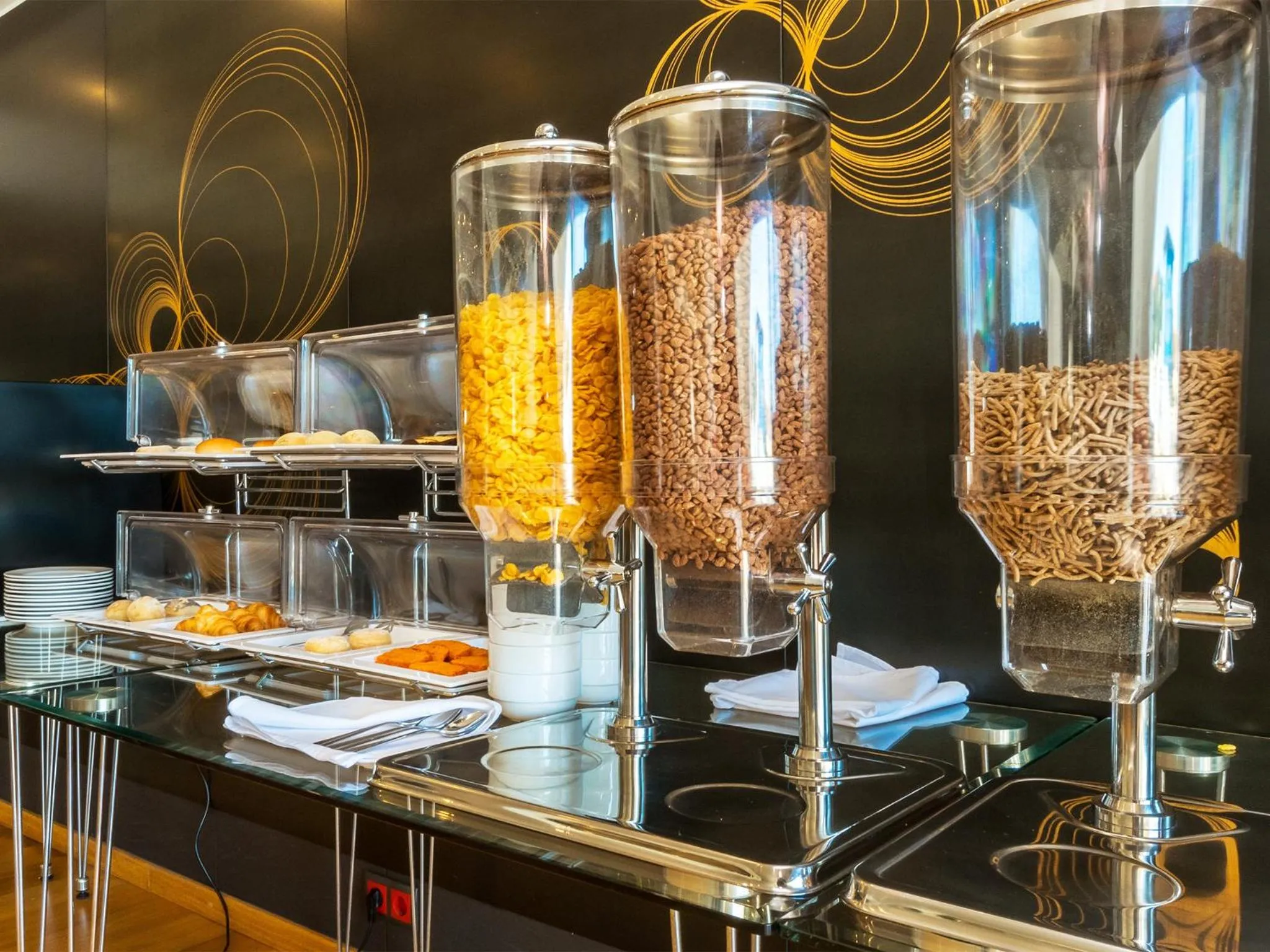 Breakfast in Tropical Sol