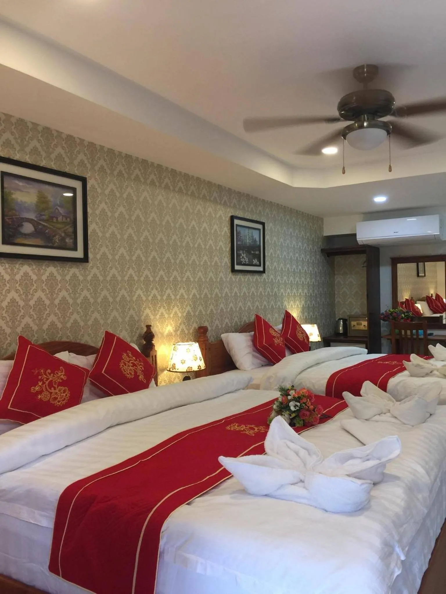 Bed in Golden Lotus Namkhan View