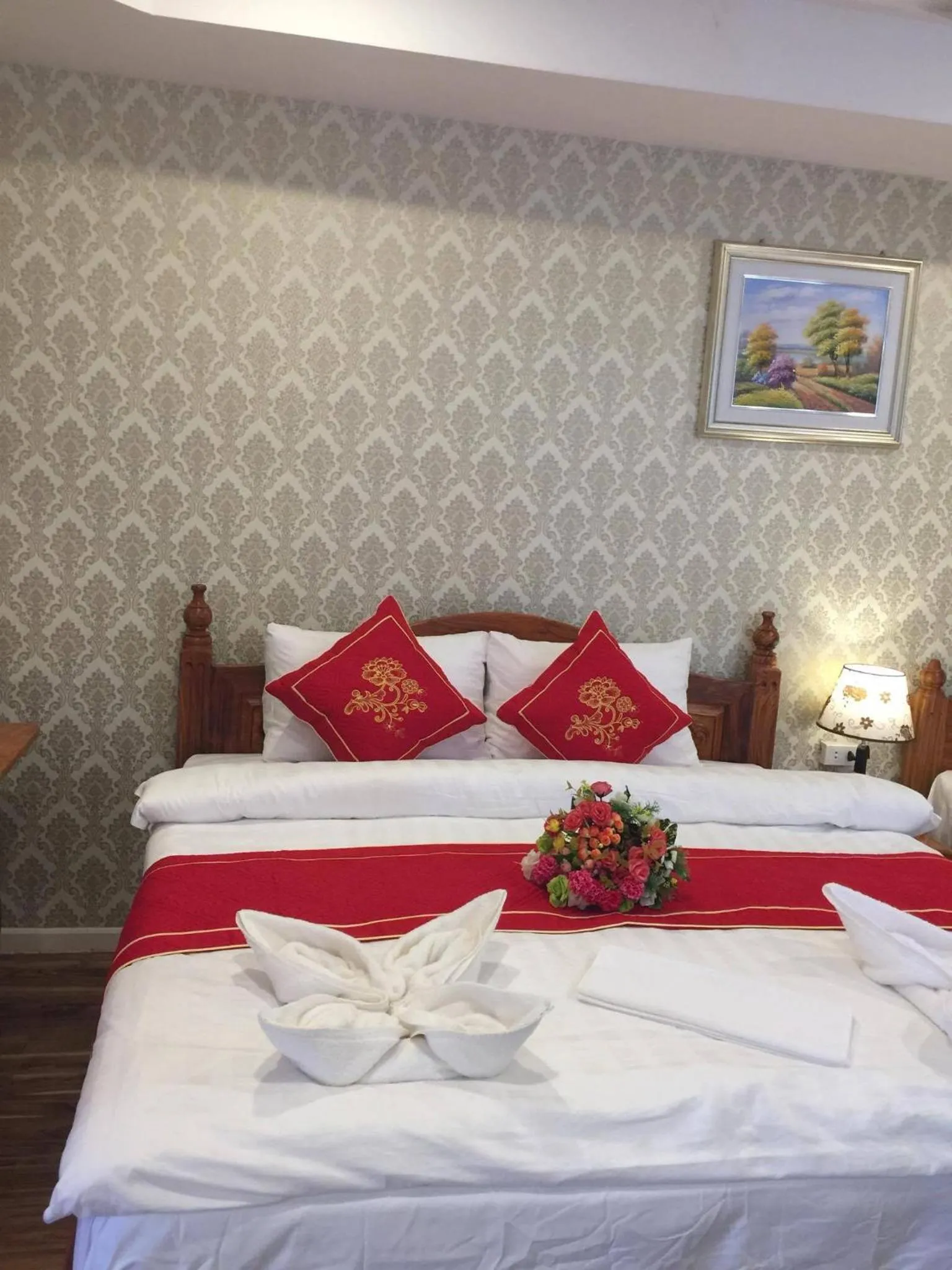 Bed in Golden Lotus Namkhan View