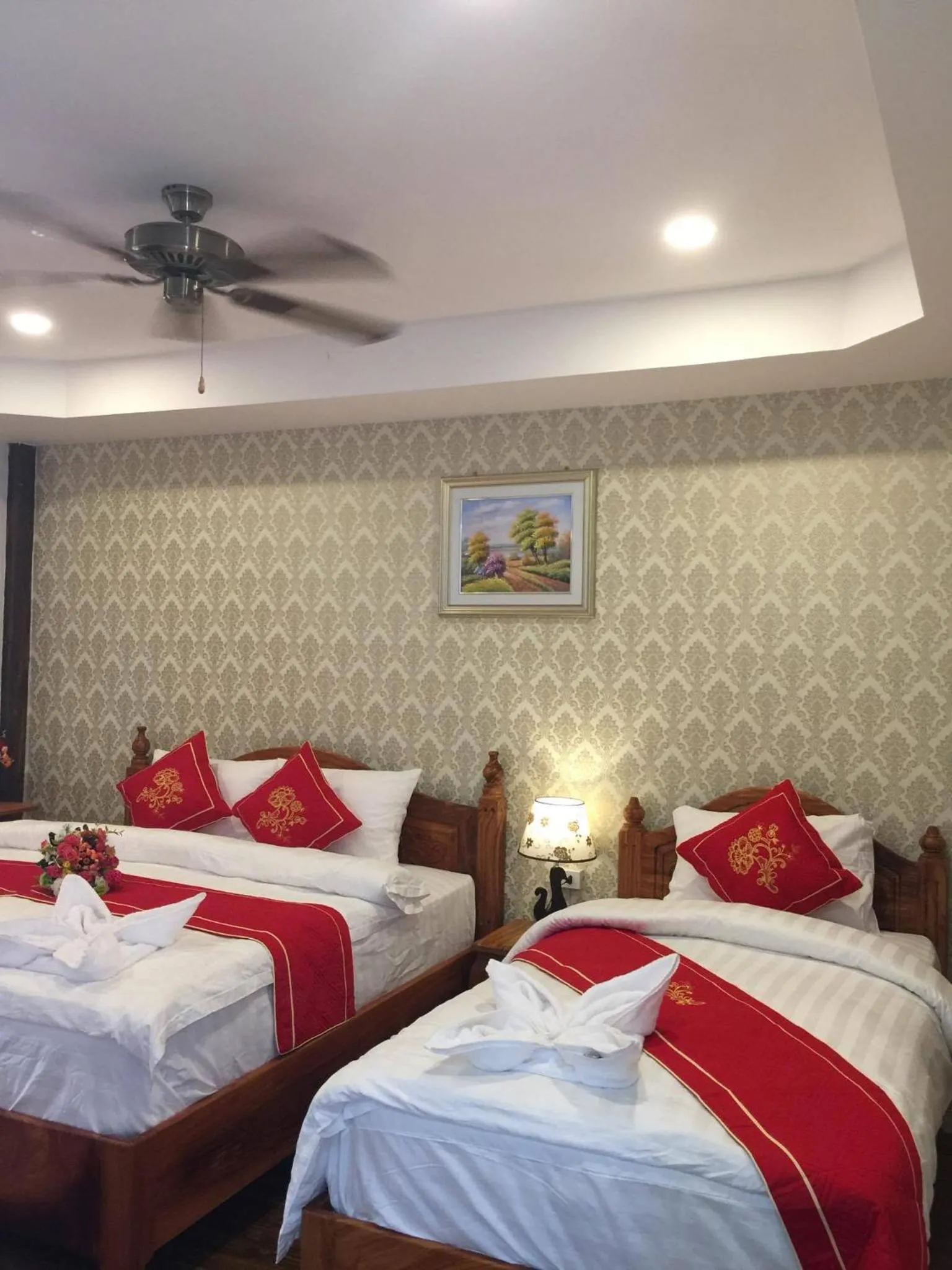 Bed in Golden Lotus Namkhan View