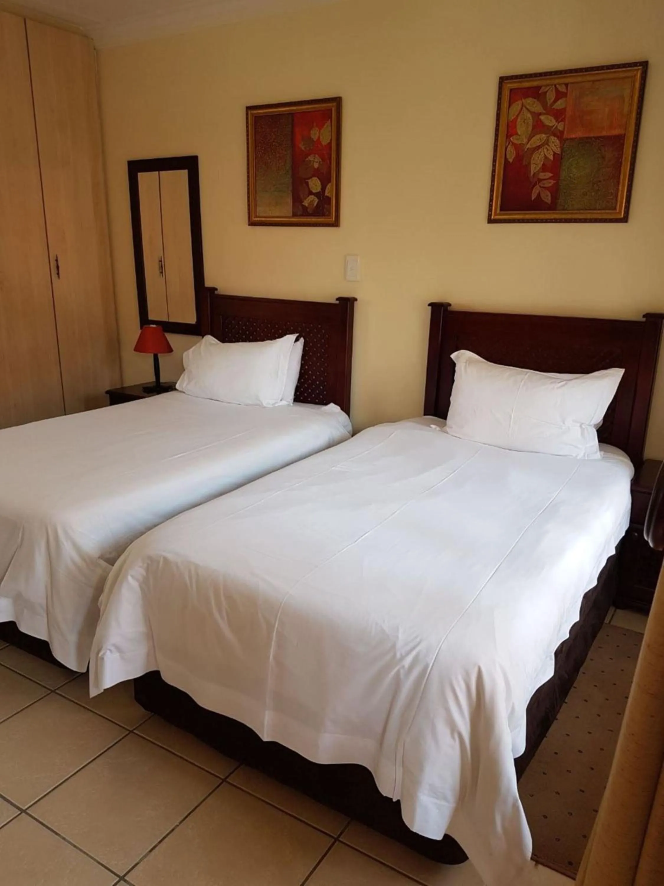 Bed in Marlot Guest House