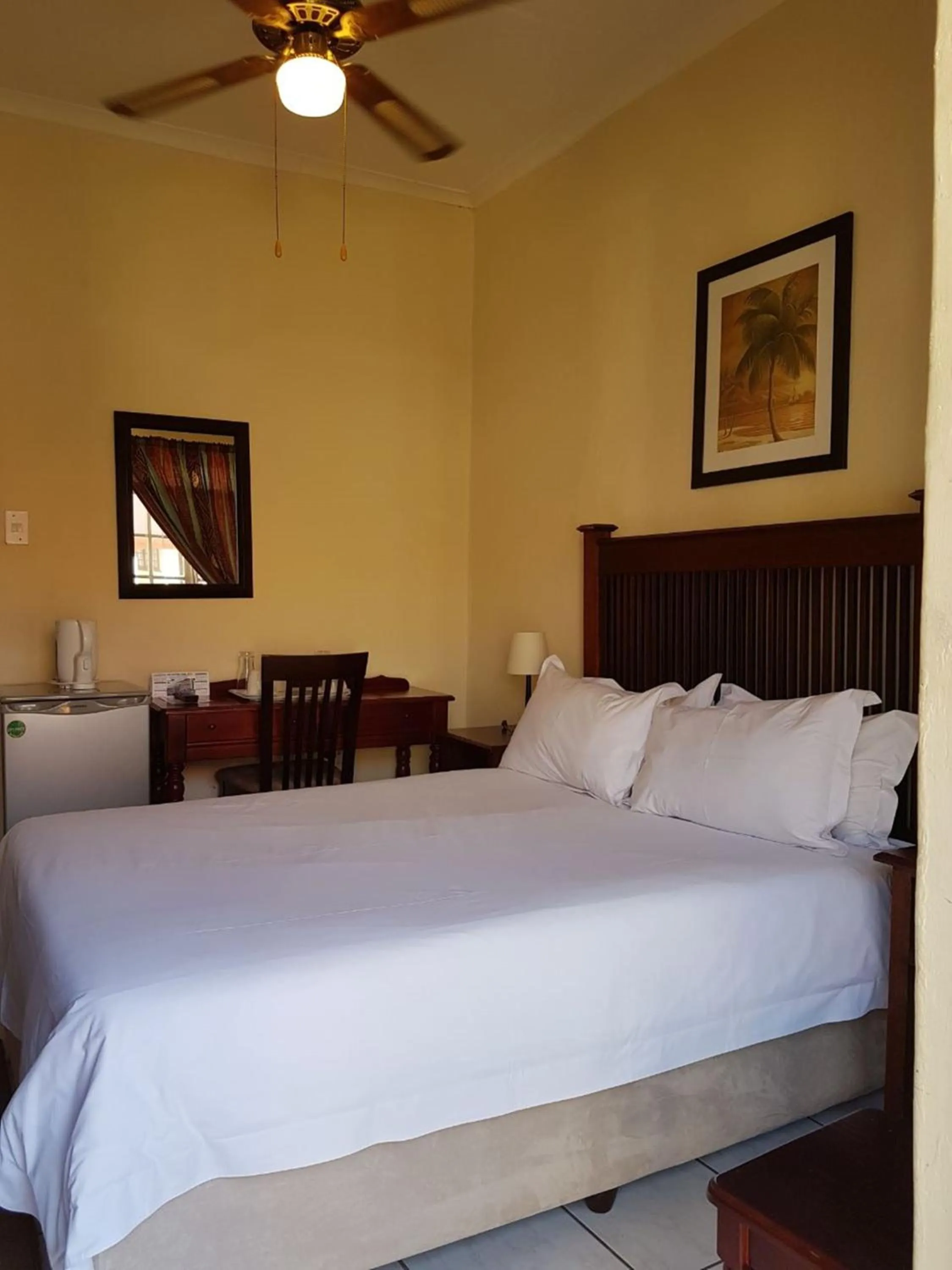 Bed in Marlot Guest House