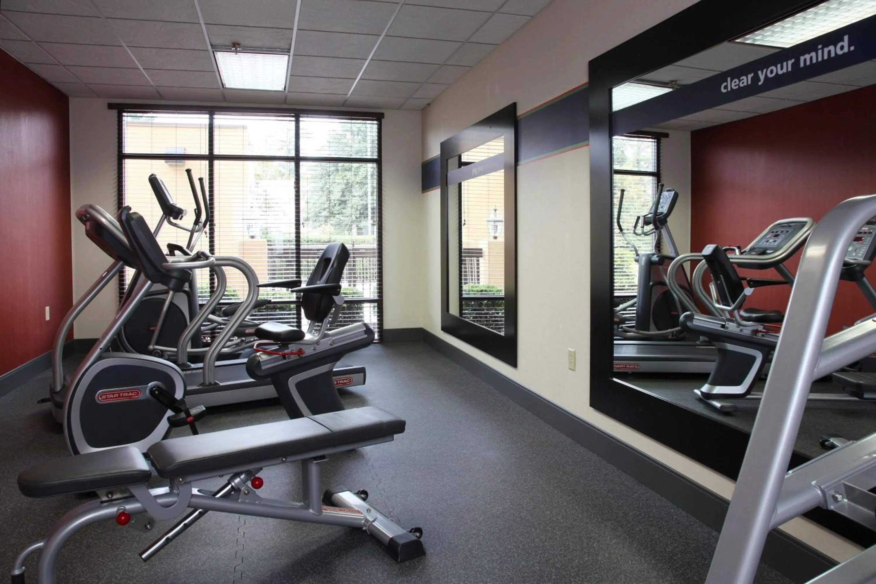 Fitness centre/facilities in Hampton Inn Richmond/Ashland