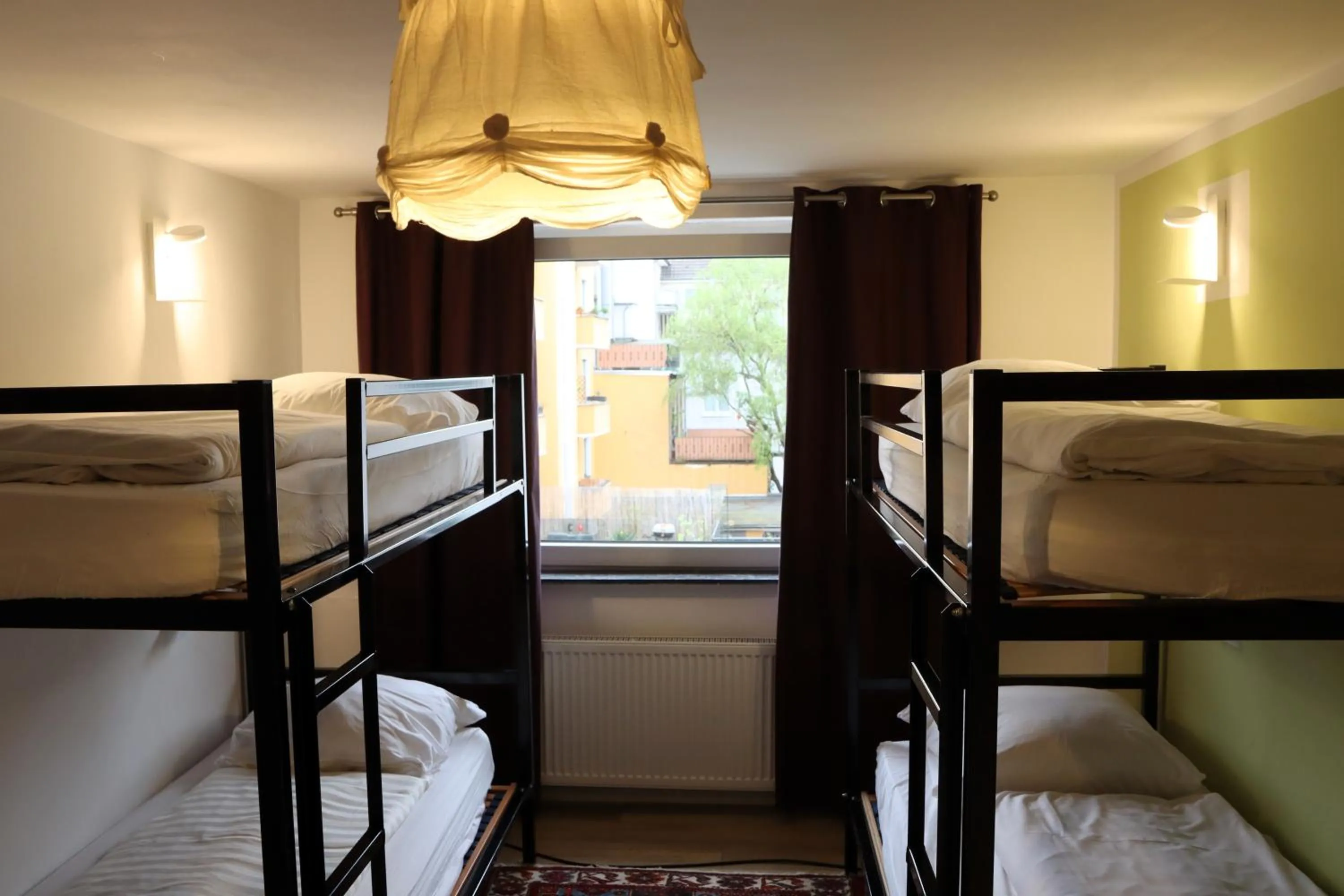 Area and facilities, Bed in Weltempfänger Backpacker Hostel