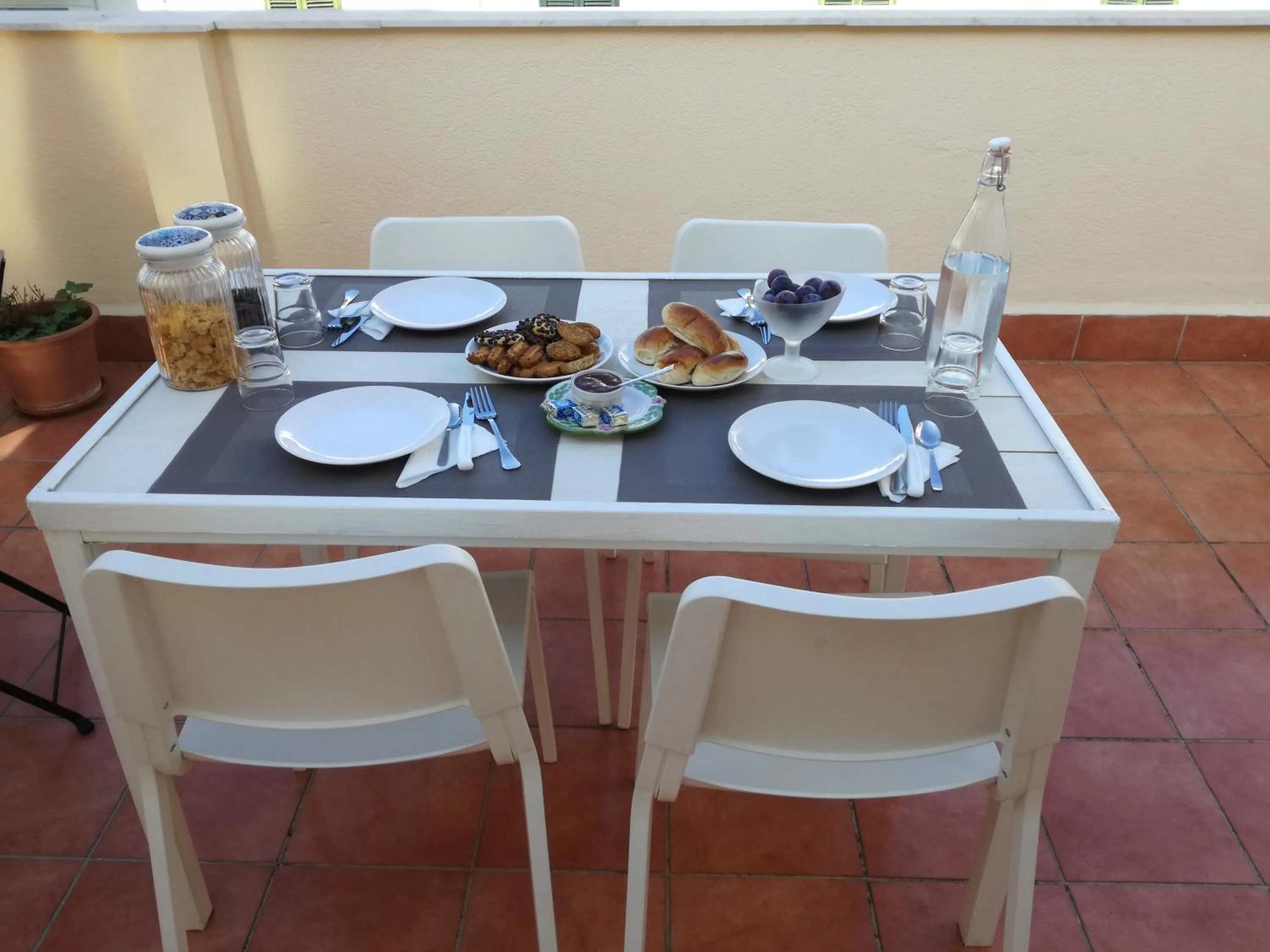 Balcony/Terrace in La terrazza del Sole B&B