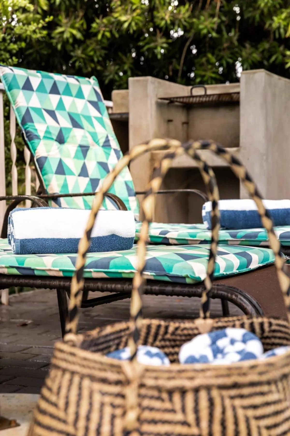 Swimming pool in Oliver's Bed and Breakfast