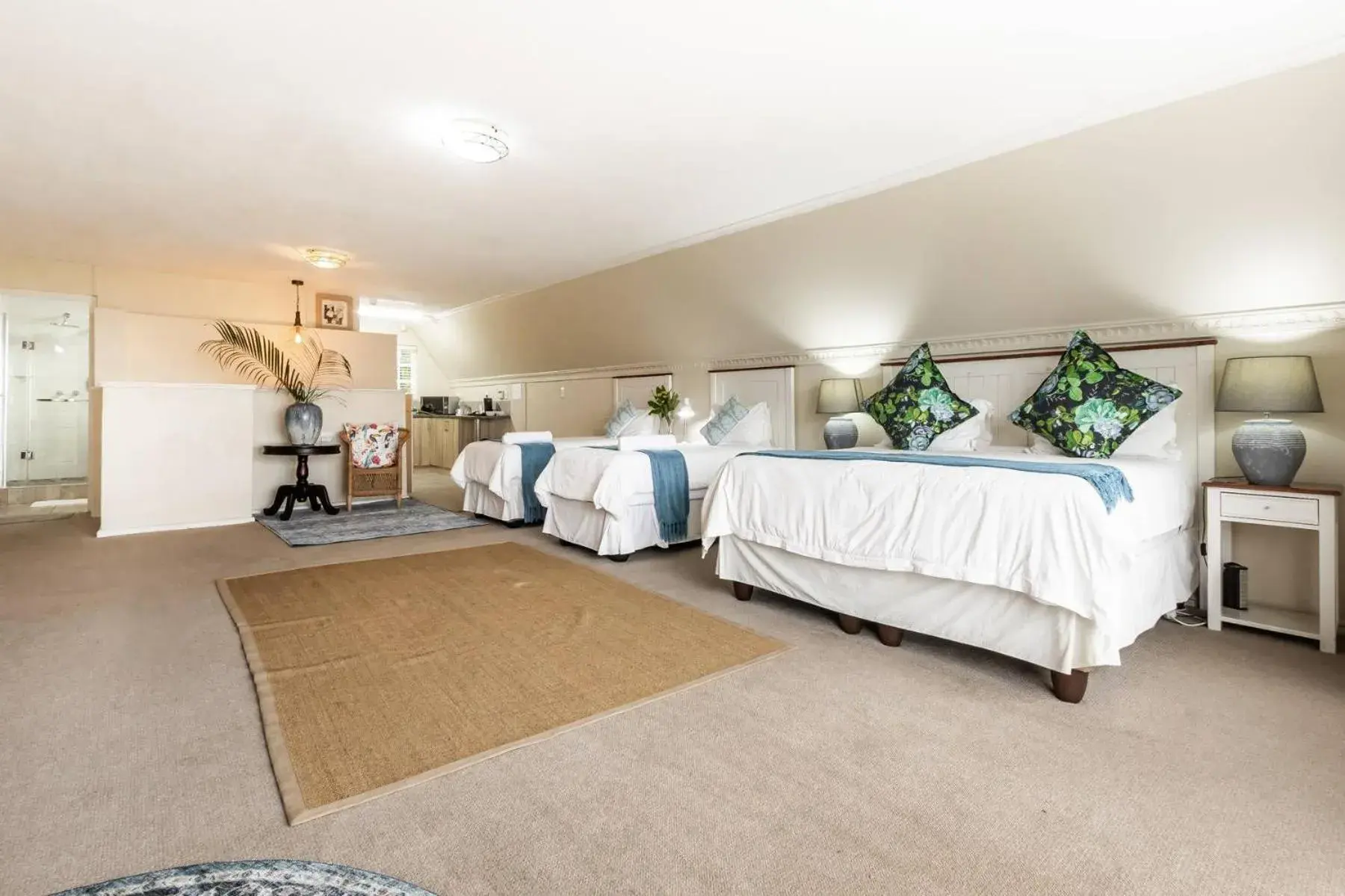 Apartment with Sea View - single occupancy in Oliver's Bed and Breakfast Apartment with Sea View - single occupancy in Oliver's Bed and Breakfast