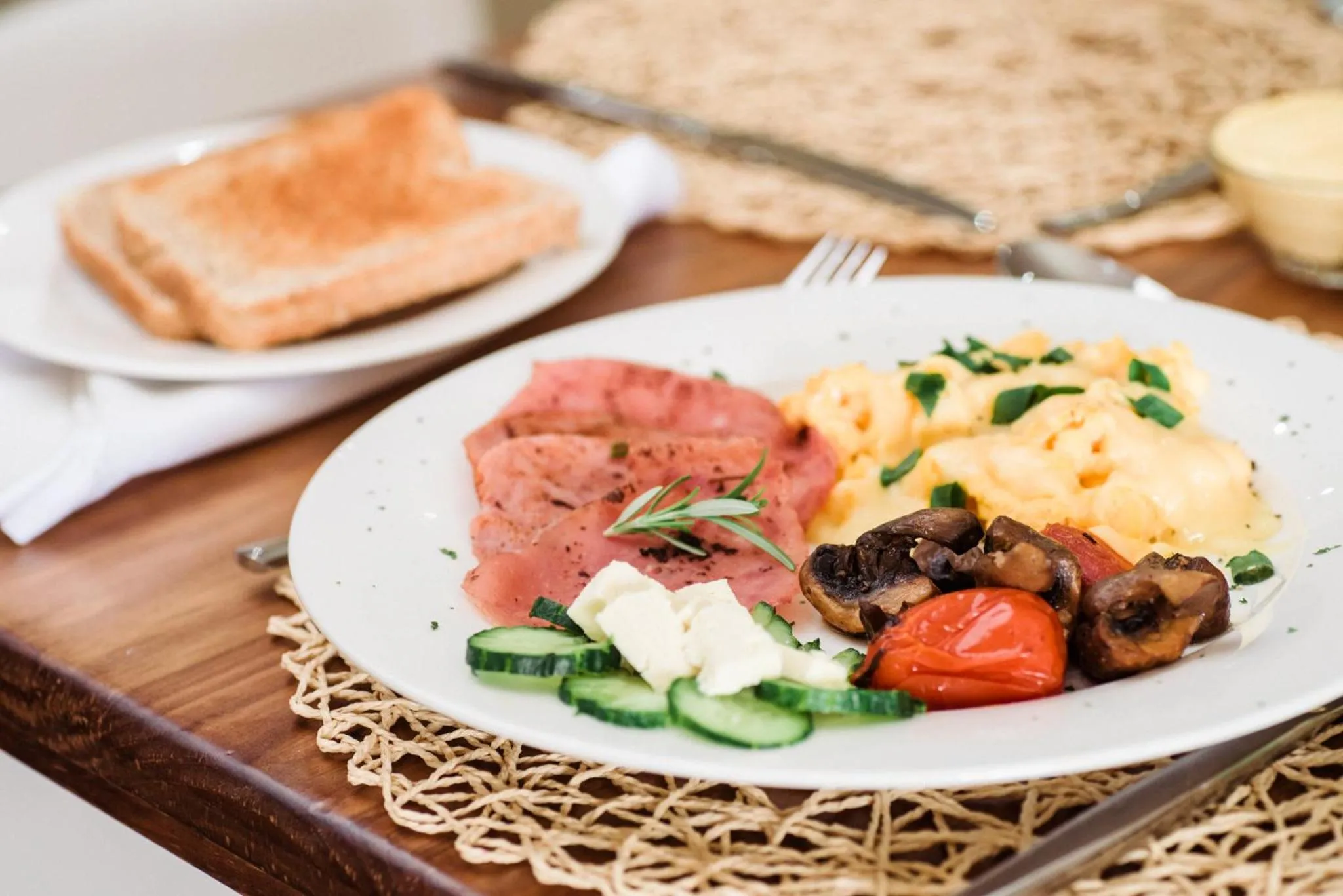 Breakfast in Oliver's Bed and Breakfast