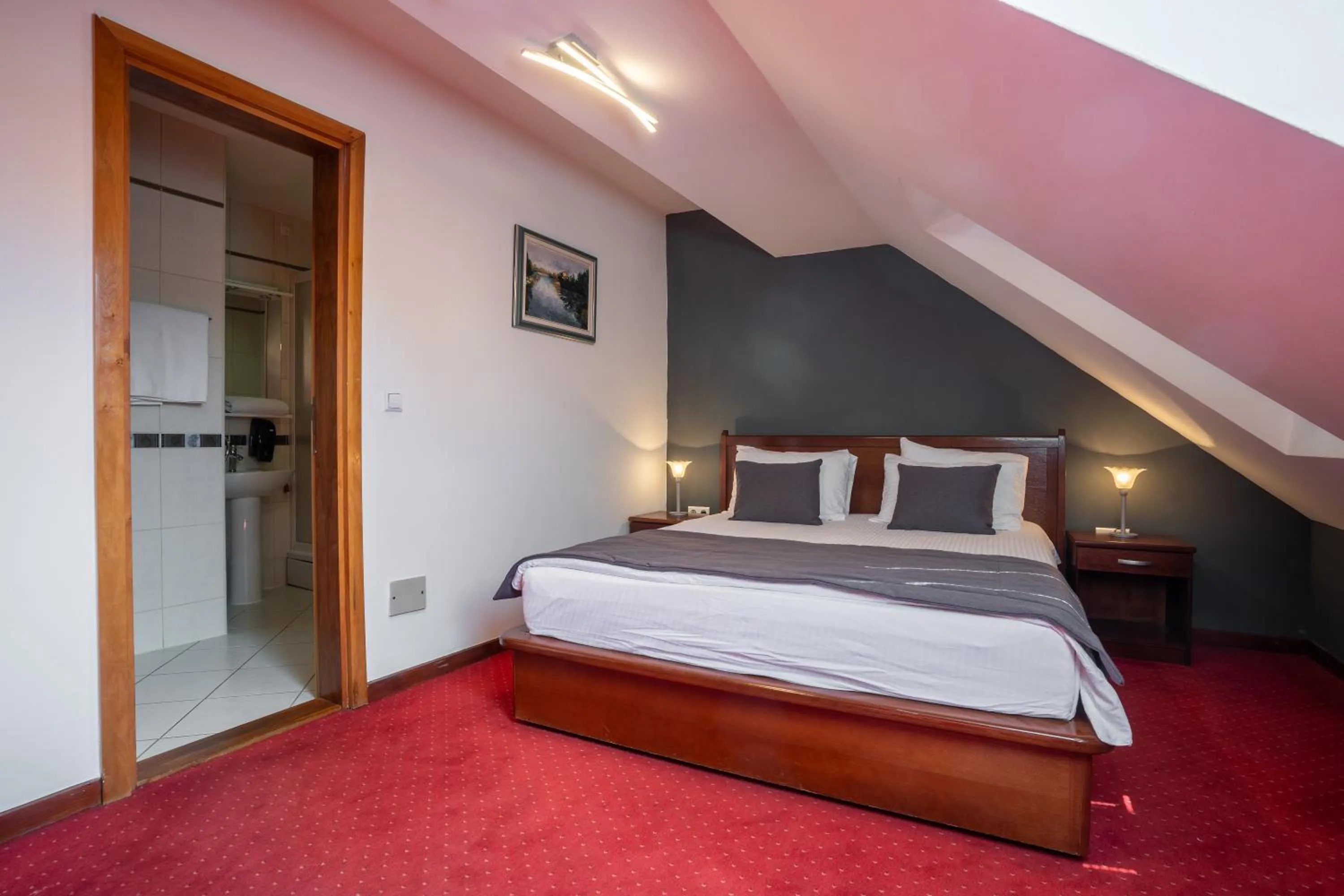 Bedroom, Bed in Hotel Astra