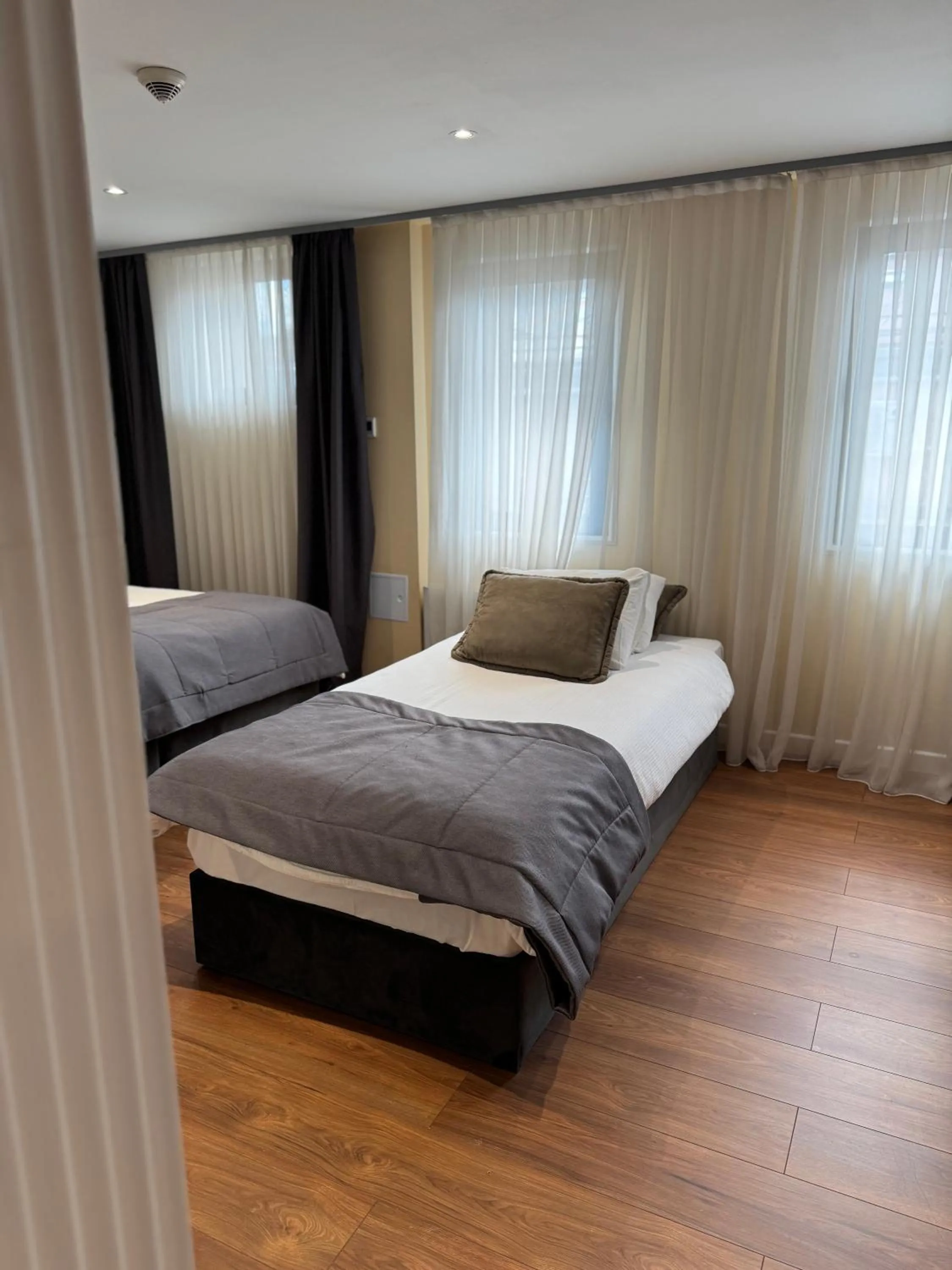 Bedroom, Bed in Hotel Astra