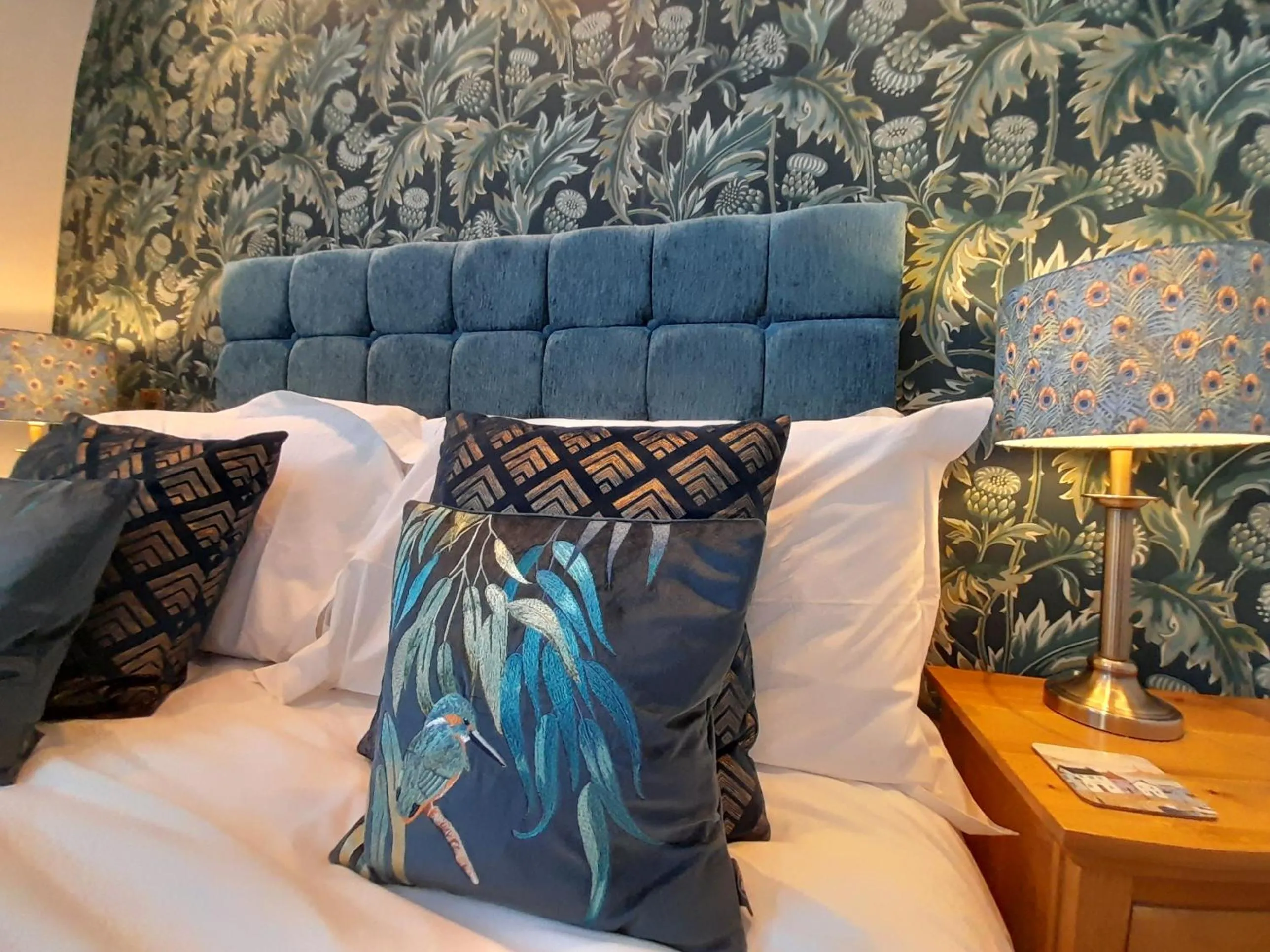 Bedroom, Bed in The Briarfields