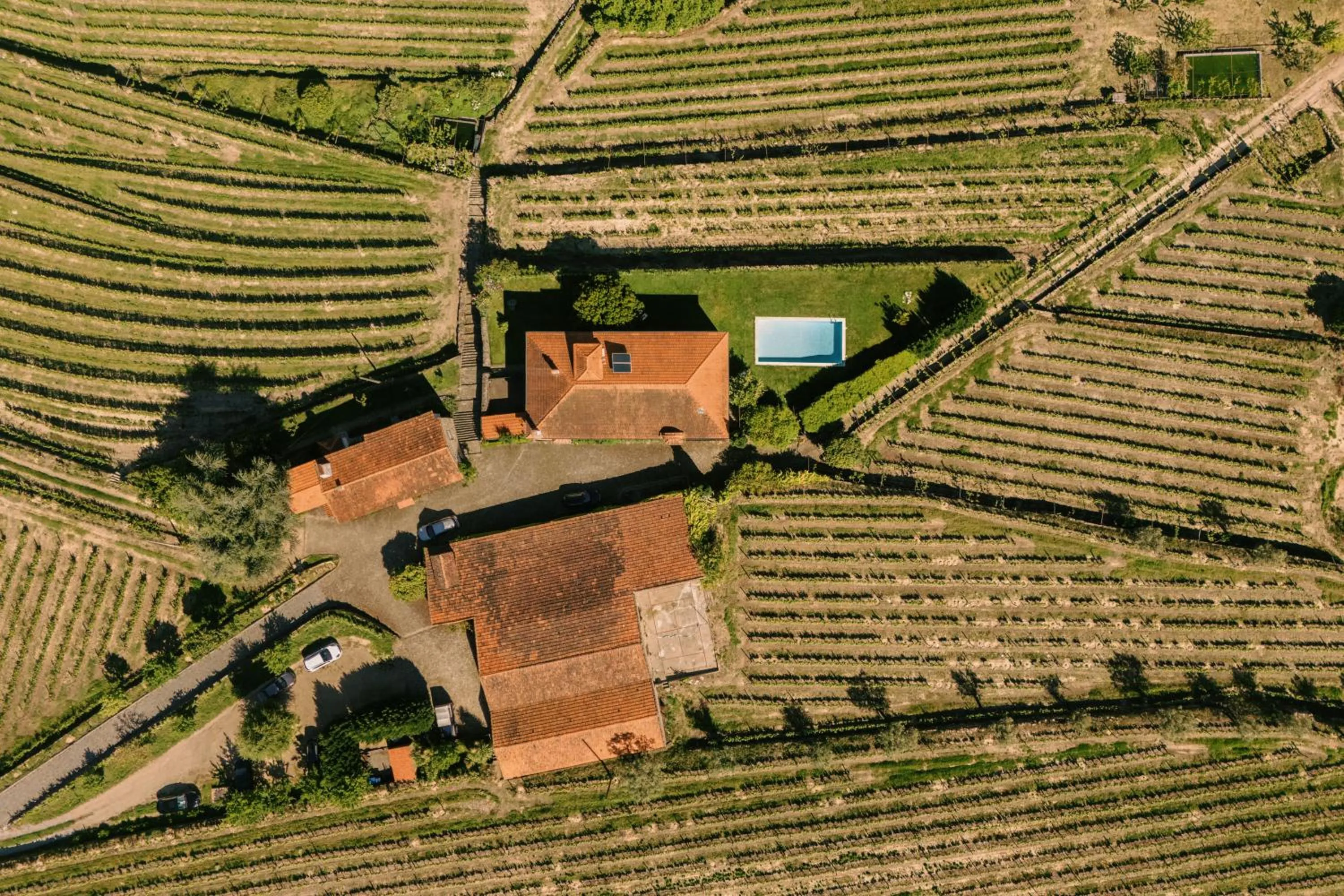 Quinta da Portela - Casa Visconde Arneiros - by RowdHouses