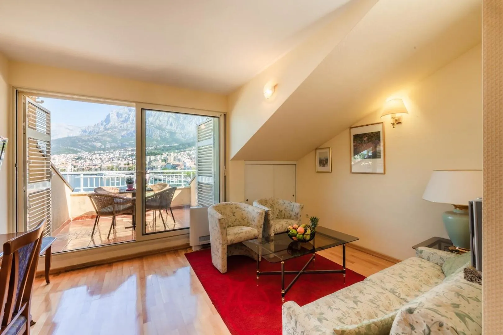 Seating area in Apartel Park Osejava