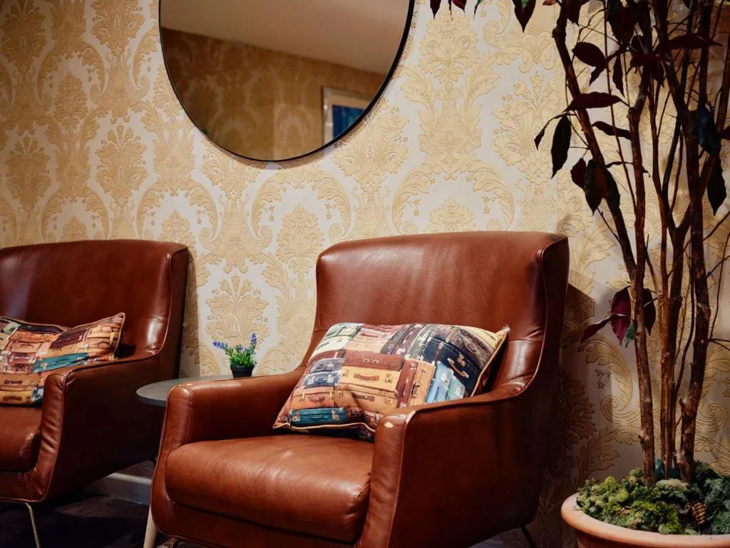 Seating area in Hotel De Normandie