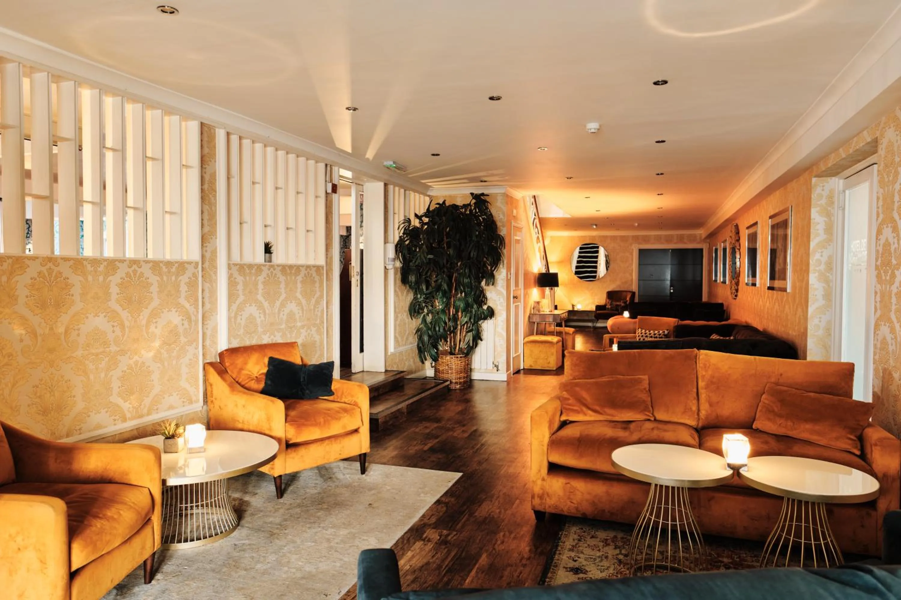 Lounge or bar in Hotel De Normandie