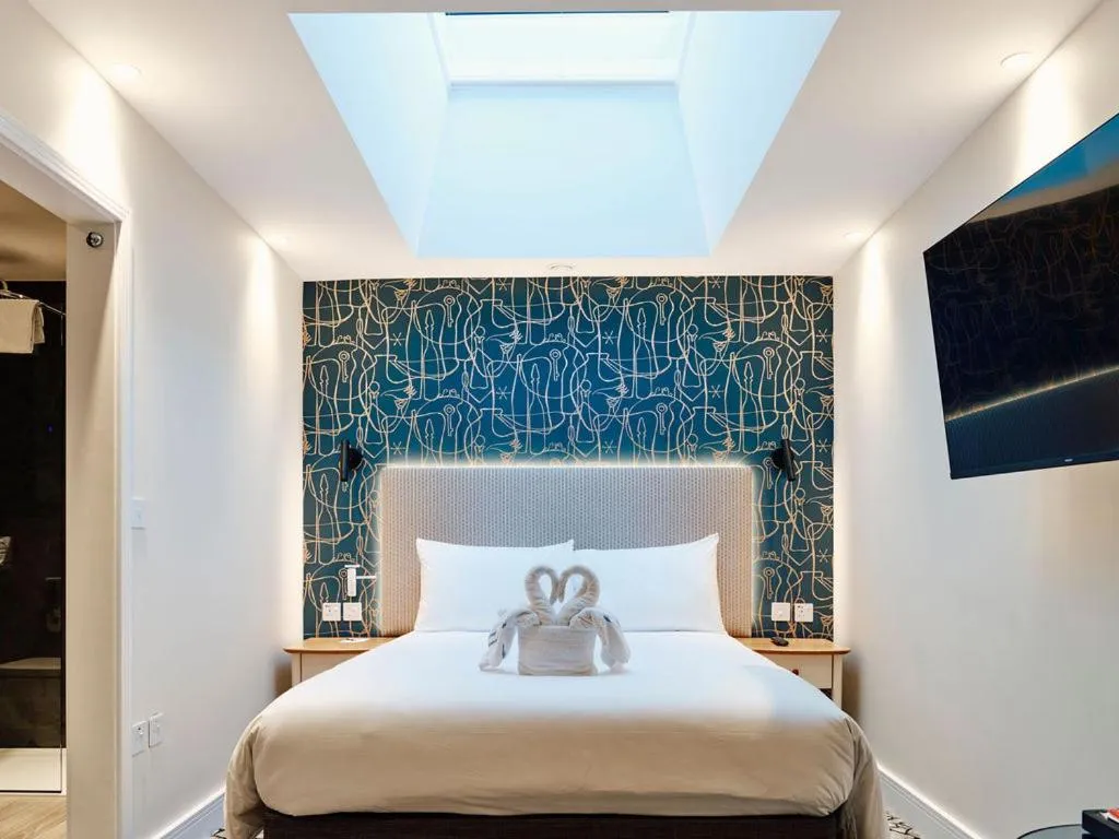 Bedroom, Bed in Hotel De Normandie