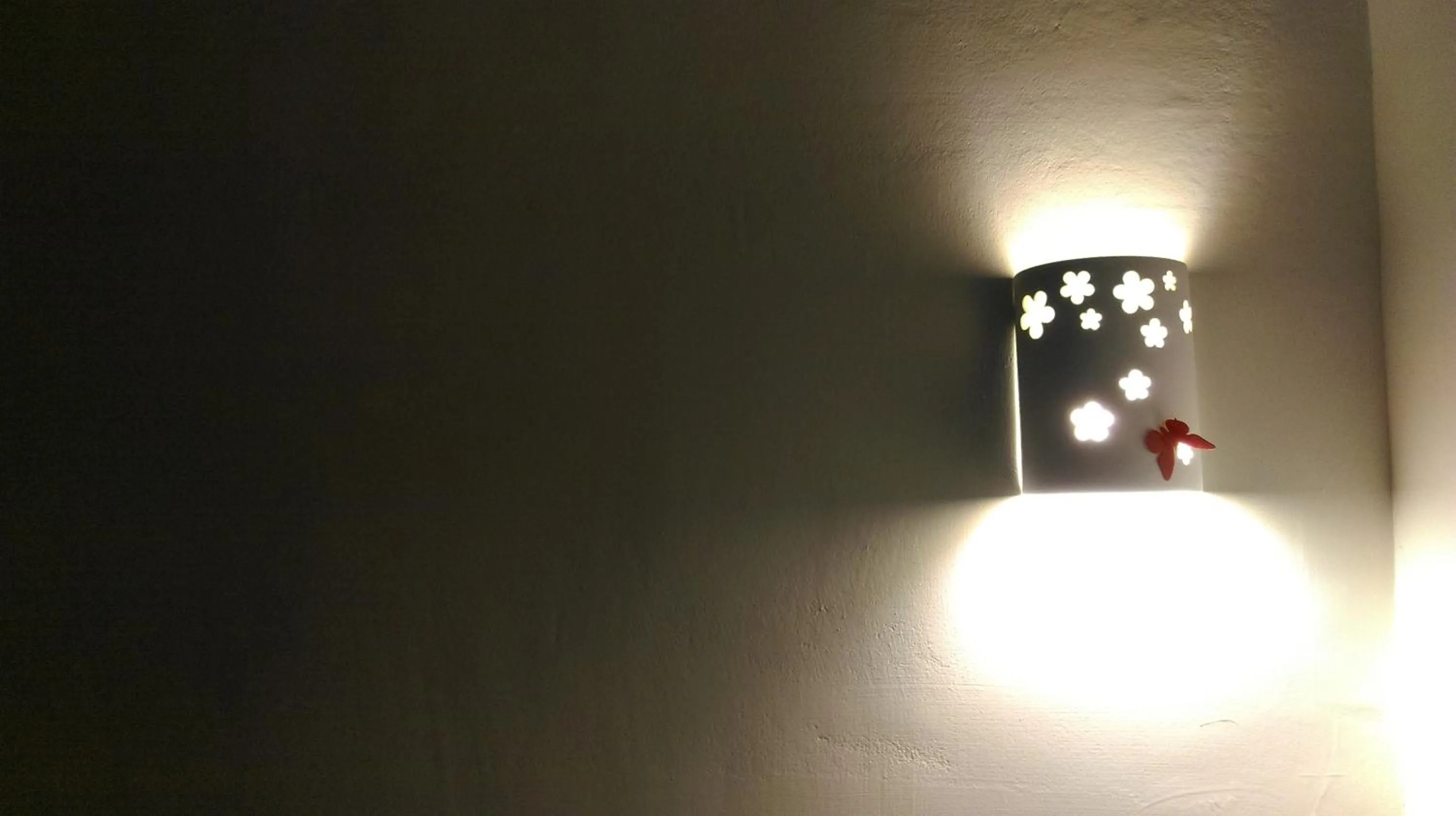 Communal lounge/ TV room in Magic Butterfly