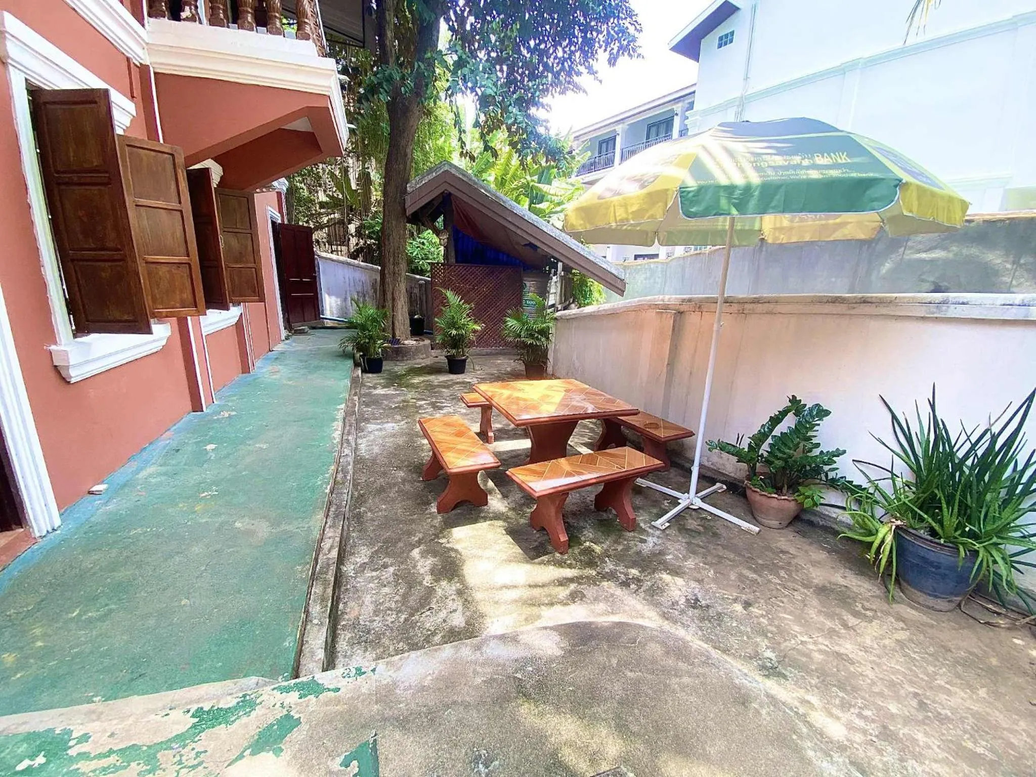 Villay Vanh Place House