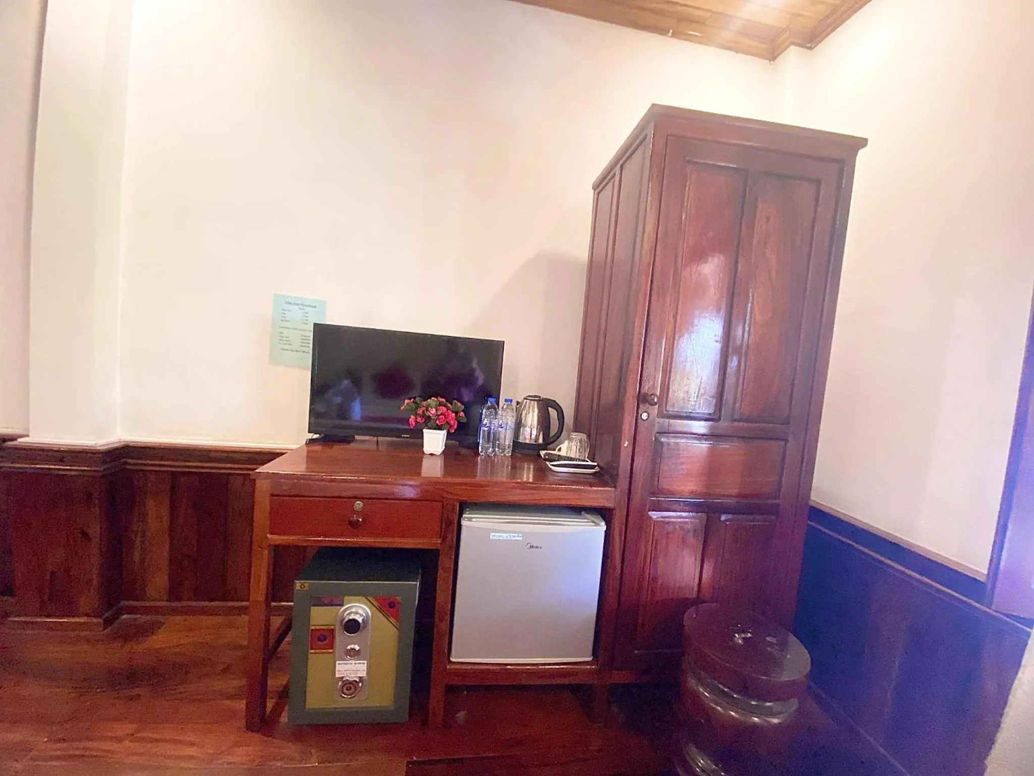 Villay Vanh Place House