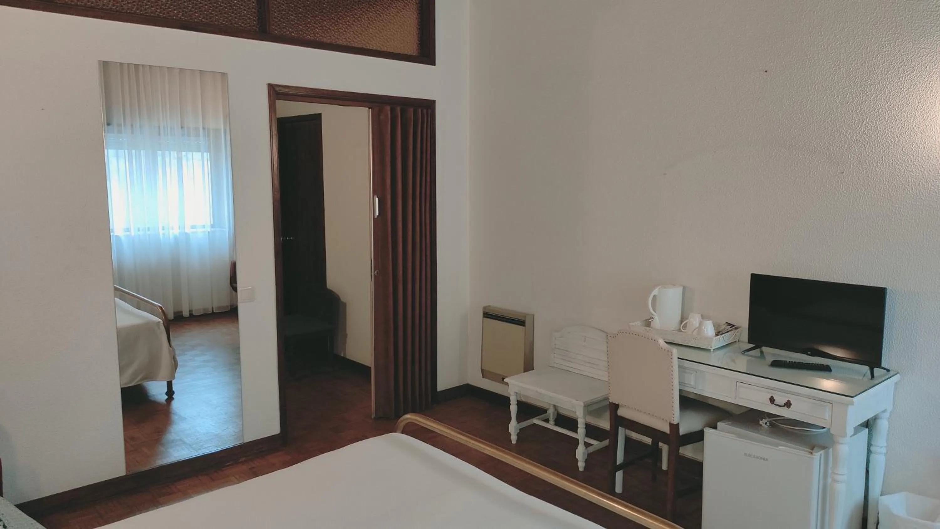 Bed in Terrace House