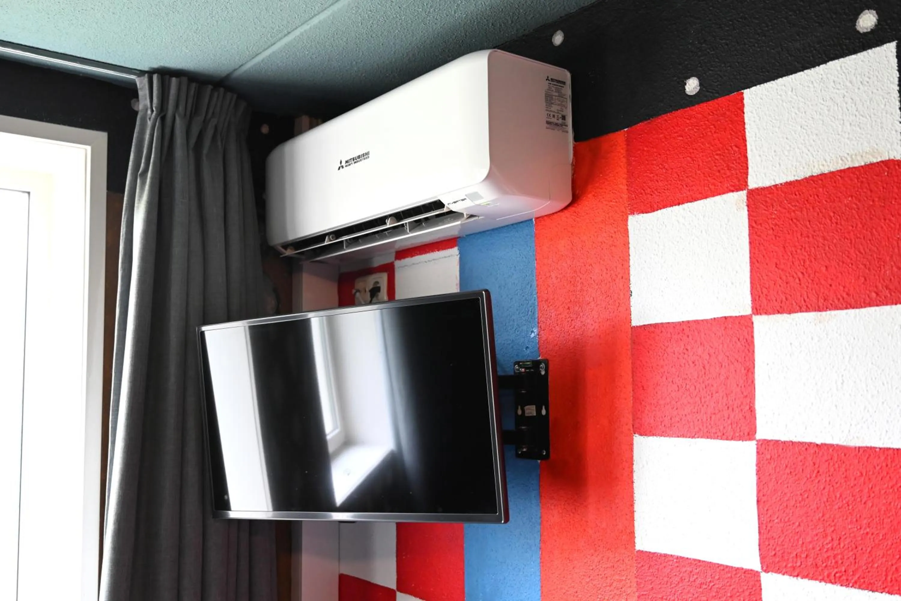 TV and multimedia in Drouwenerzand Hotel