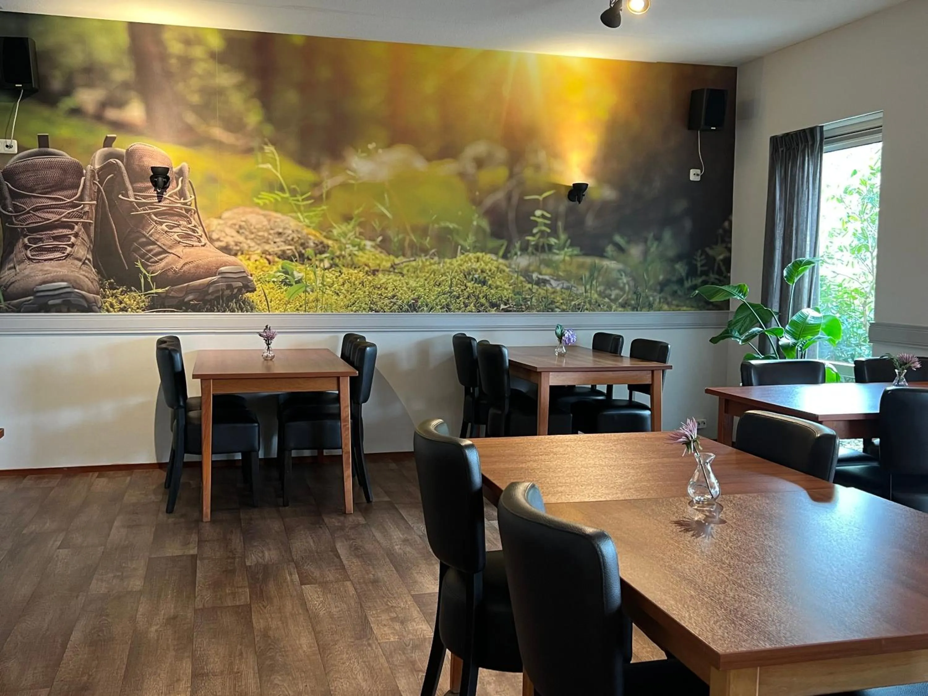 Buffet breakfast in Drouwenerzand Hotel