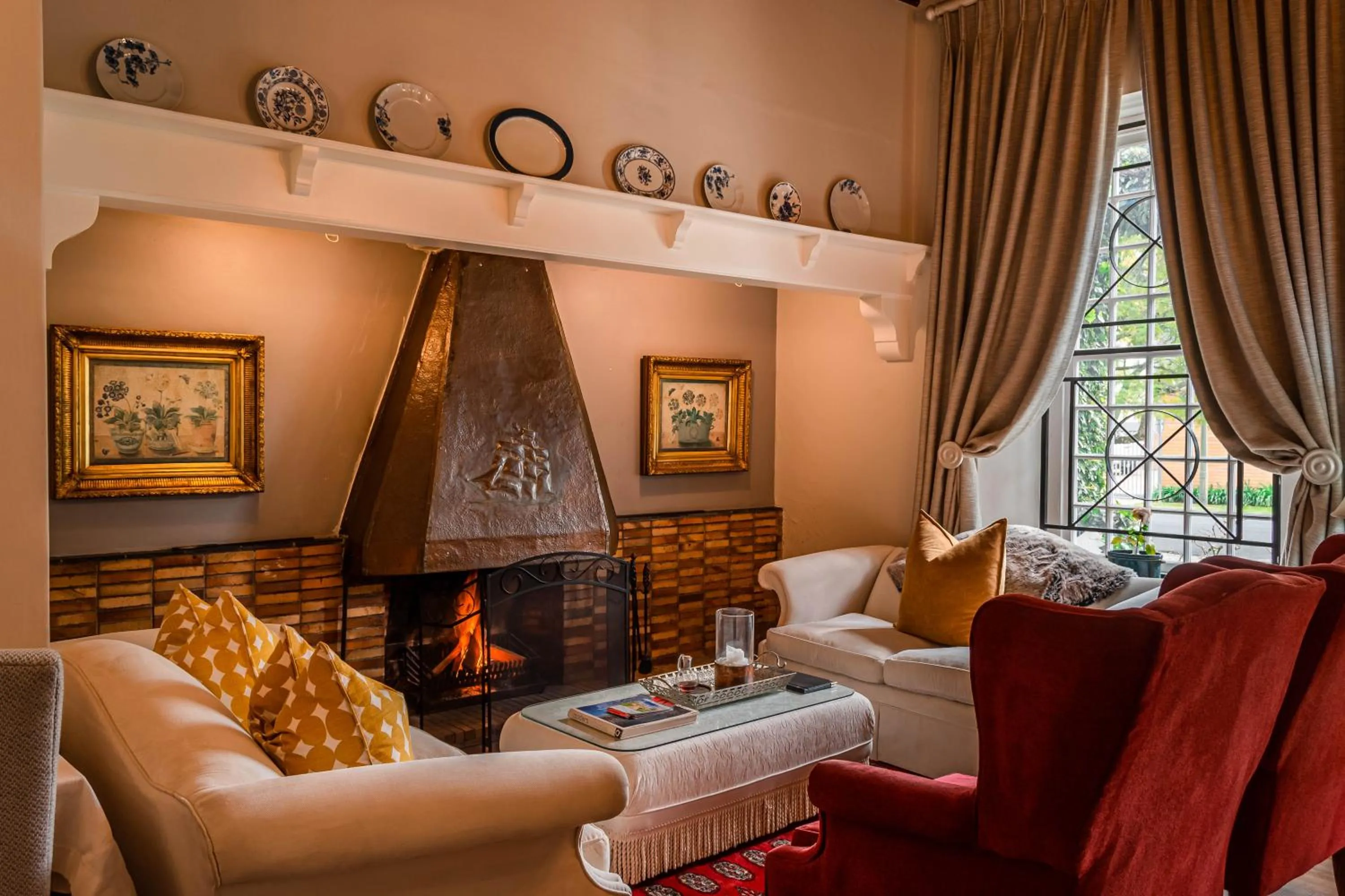 Communal lounge/ TV room in Van der Stel Manor