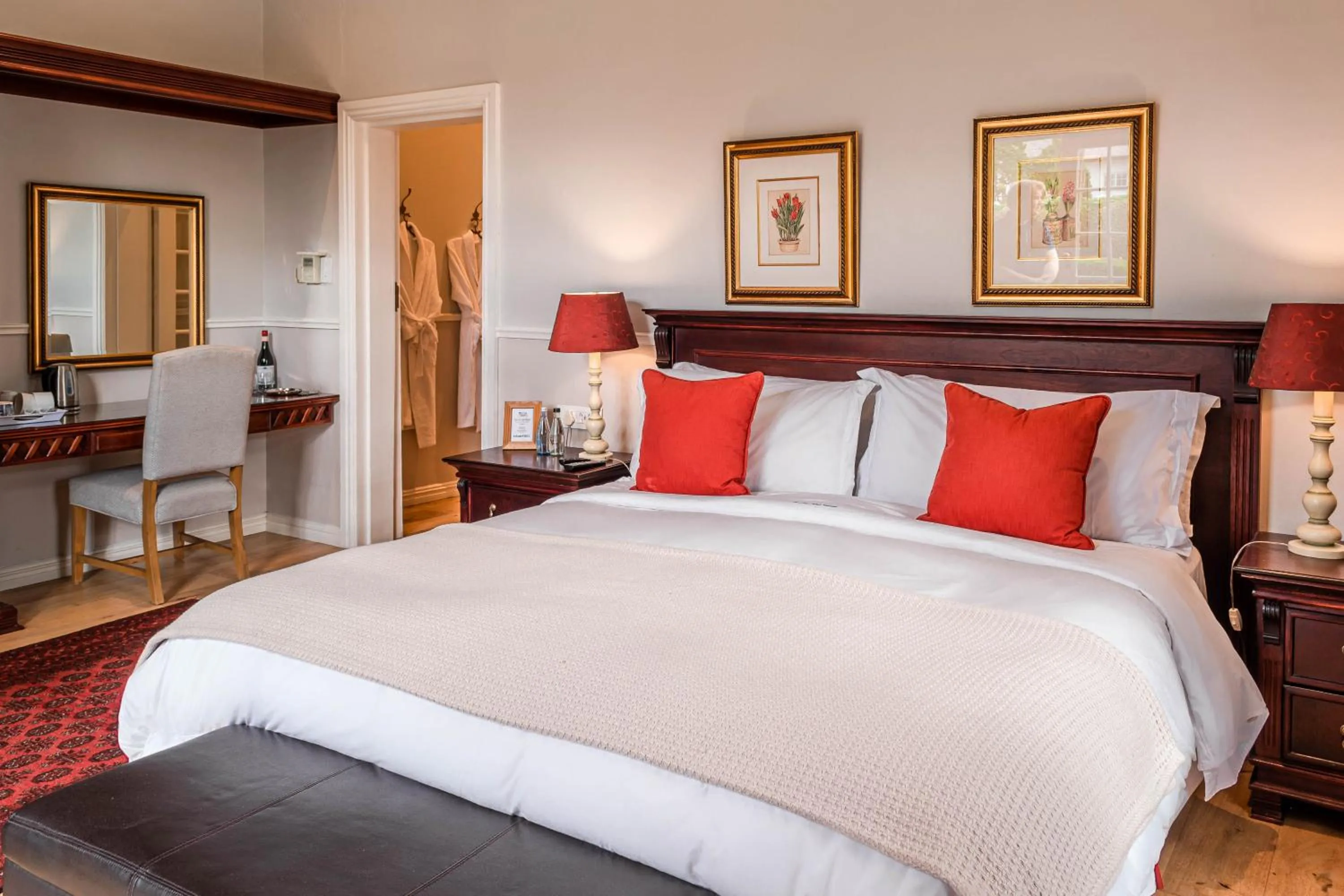 Bedroom, Bed in Van der Stel Manor