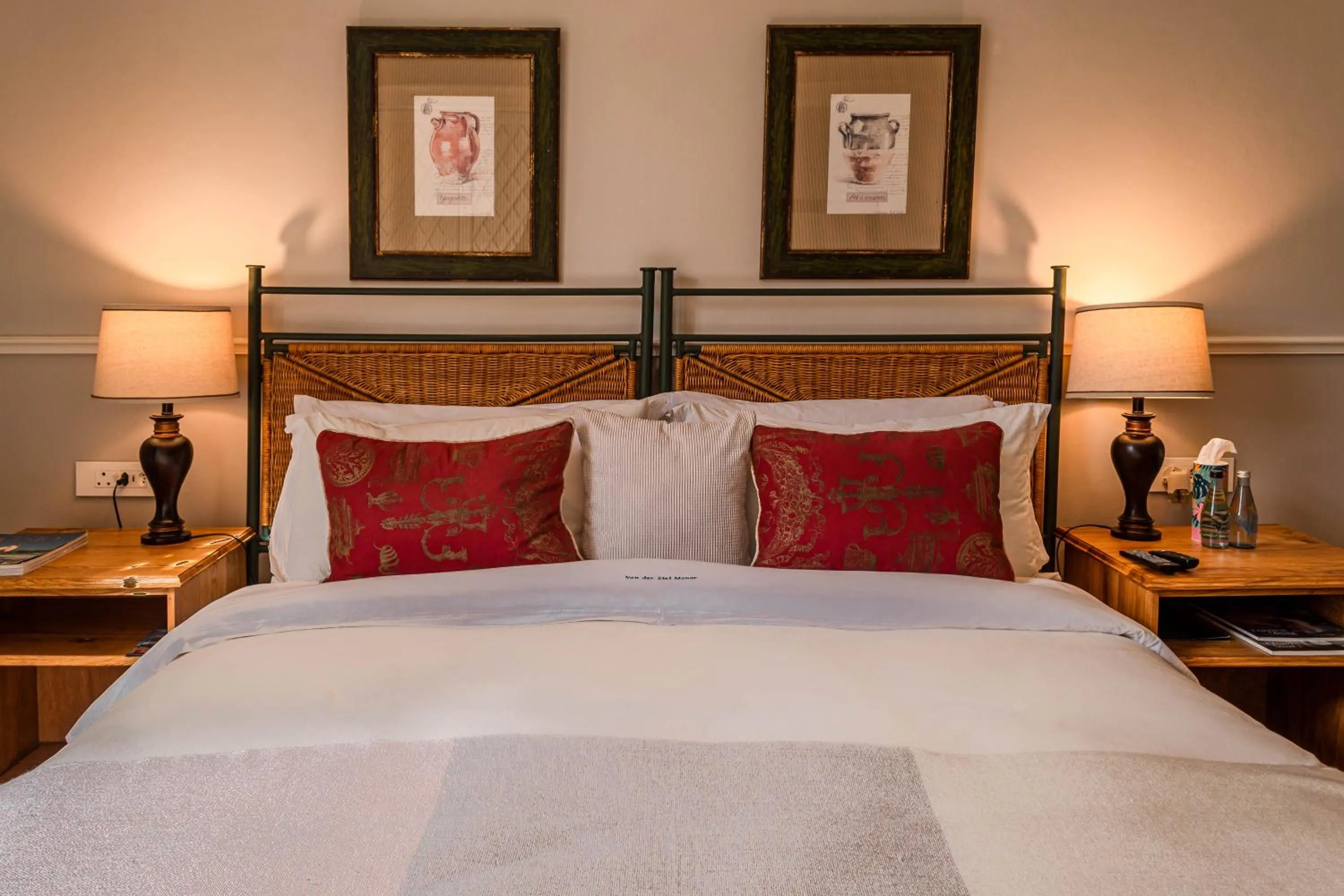 Bedroom, Bed in Van der Stel Manor