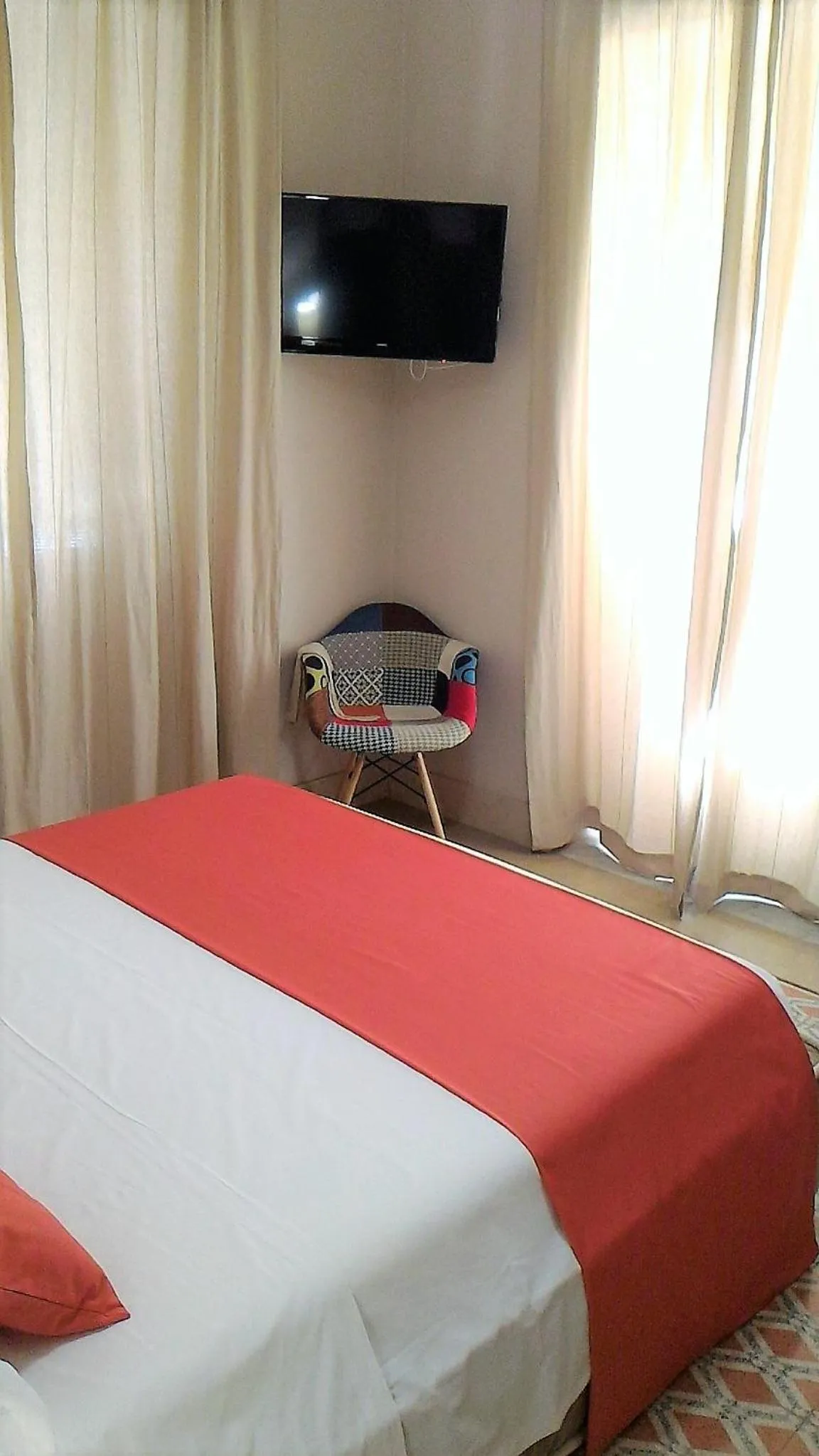 Photo of the whole room, Bed in Casa Isabela luxury rooms