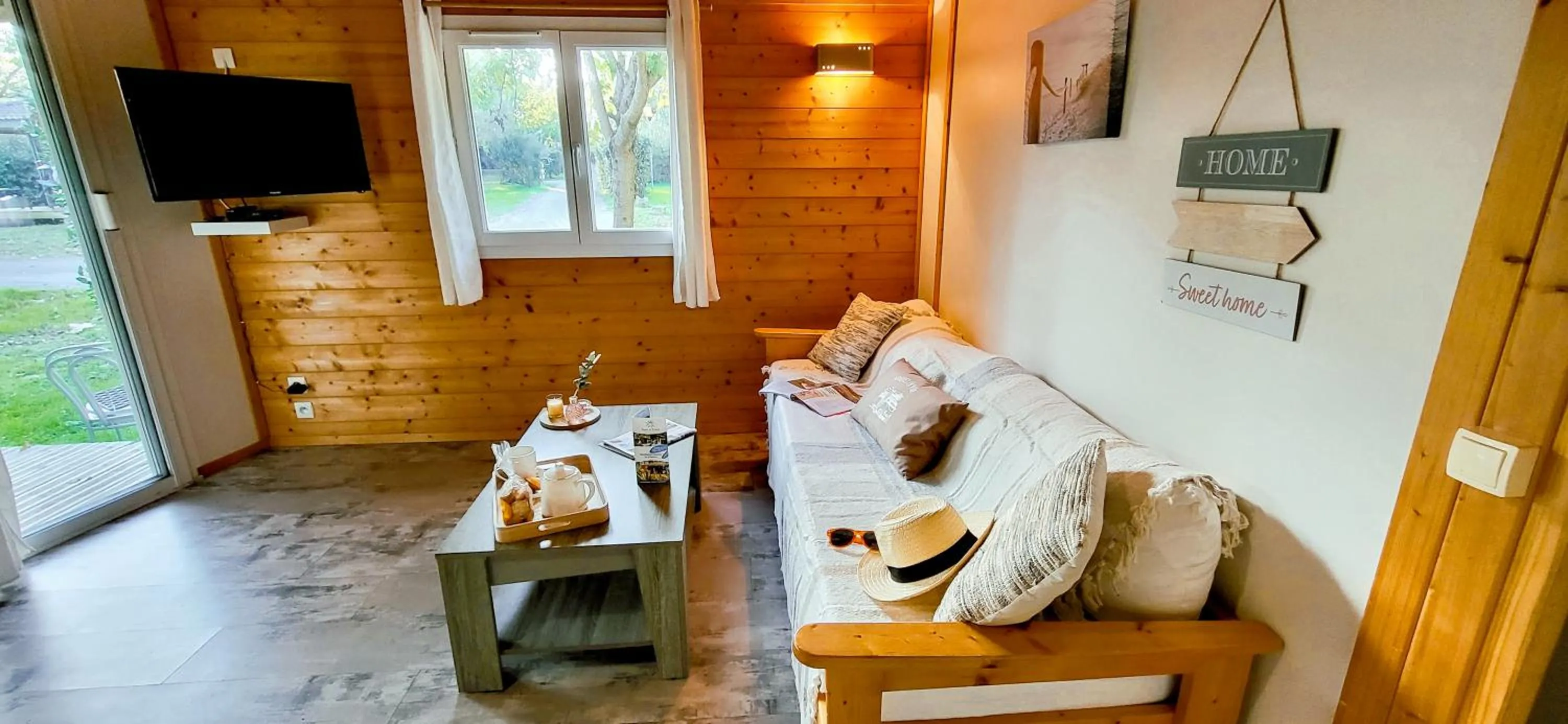 Seating area in Terres de France - Les Hameaux des Marines