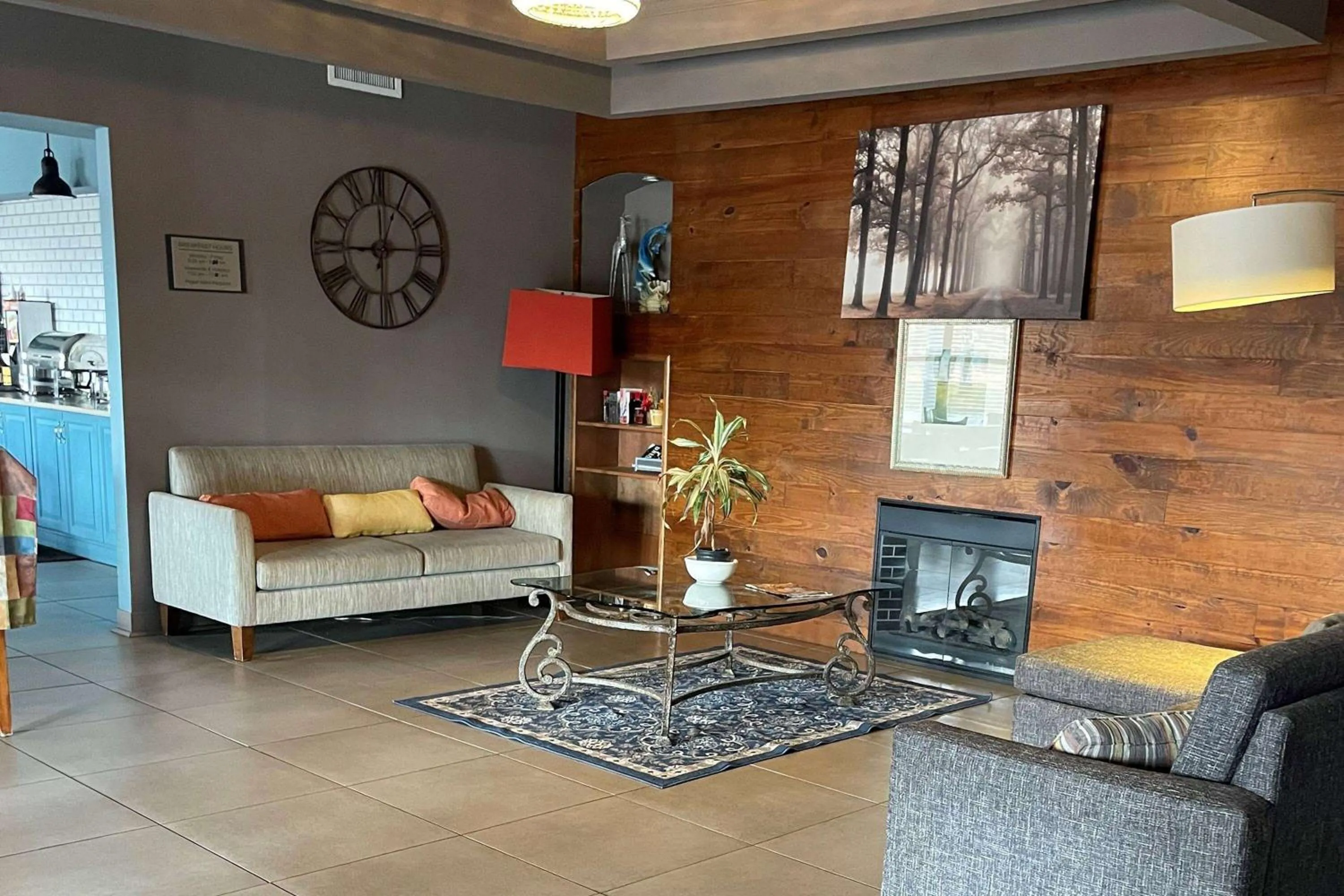 Lobby or reception, Seating Area in Baymont by Wyndham Sumter