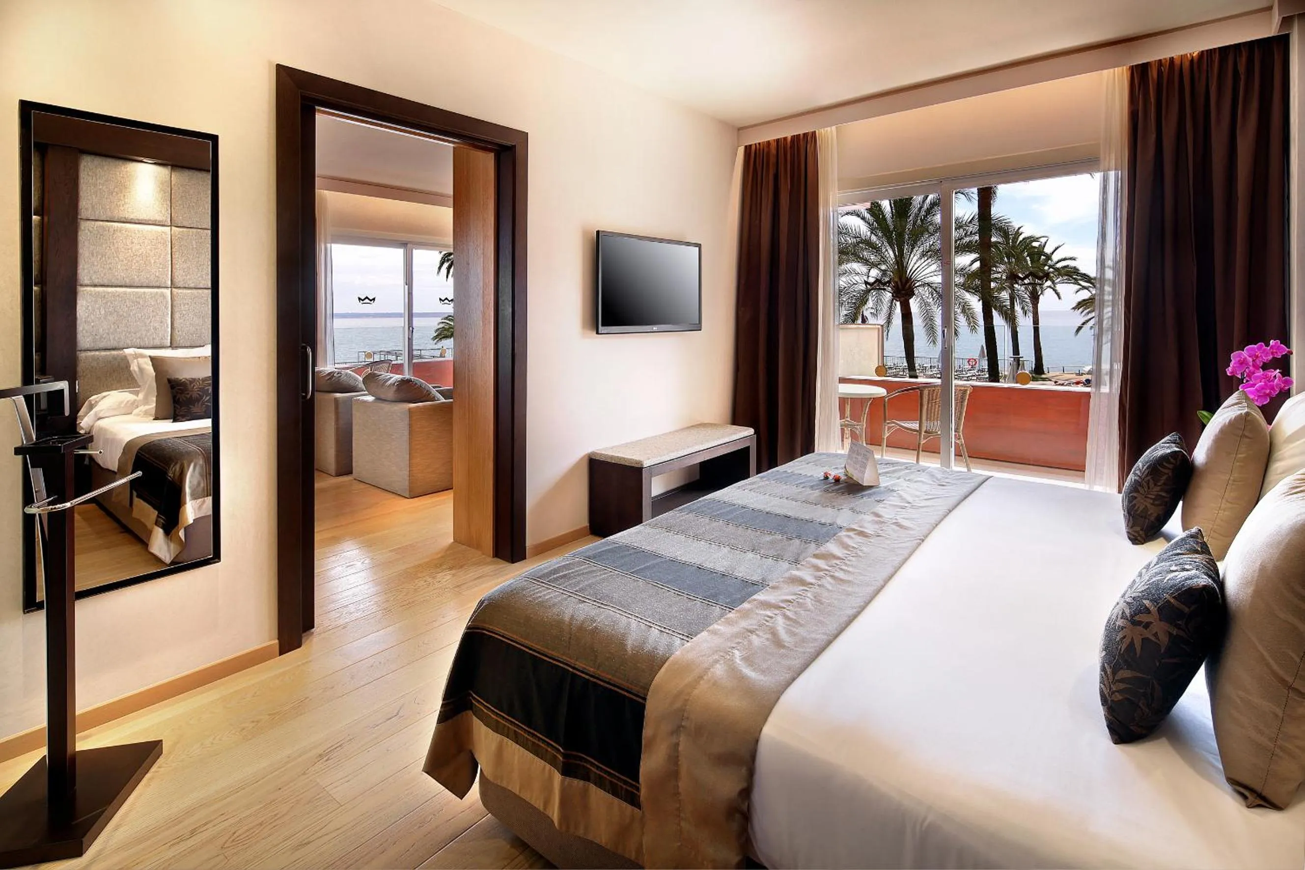 Photo of the whole room, Bed in Palace Bonanza Playa Resort & SPA by Olivia Hotels Collection