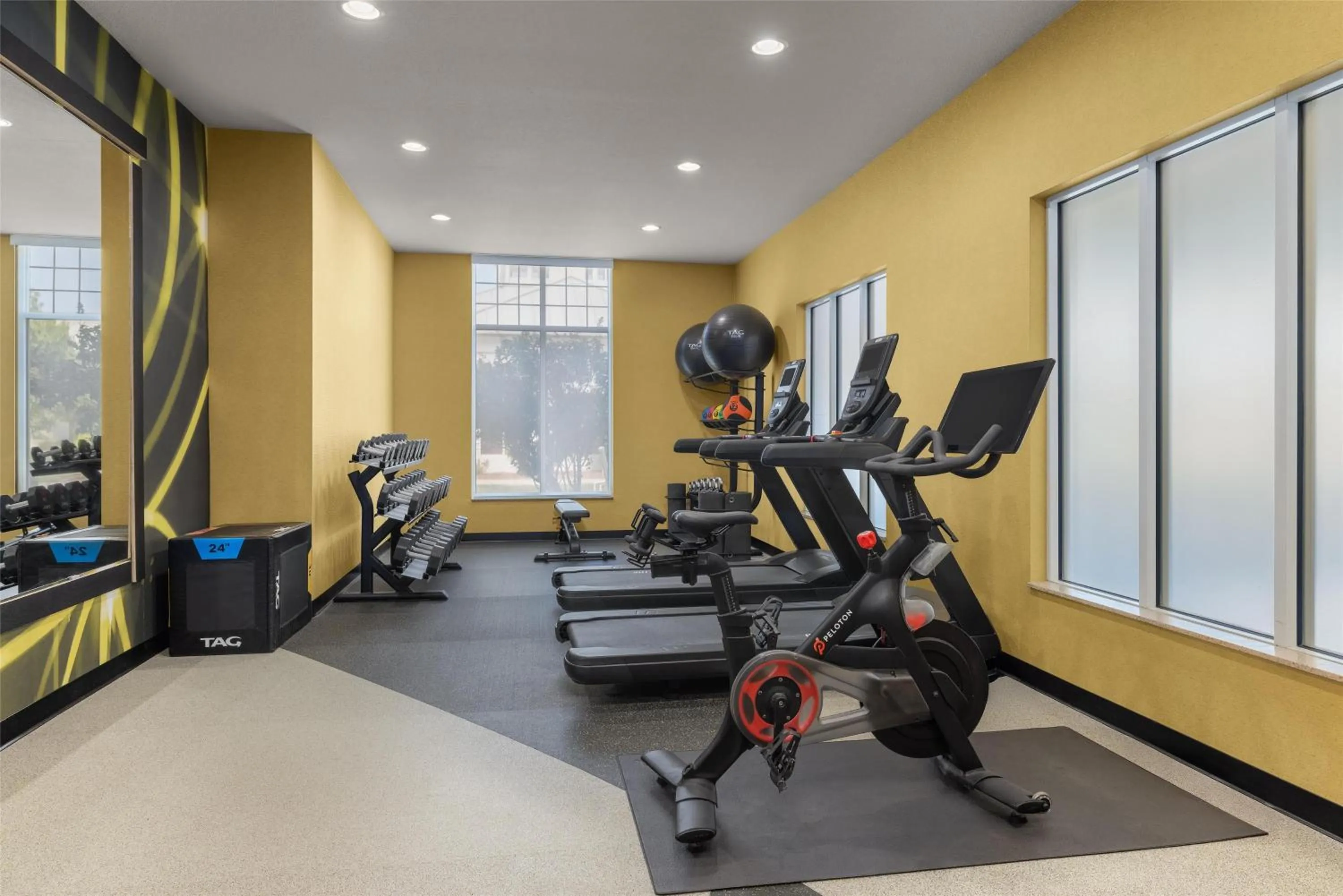 Fitness centre/facilities in Hilton Garden Inn Ames