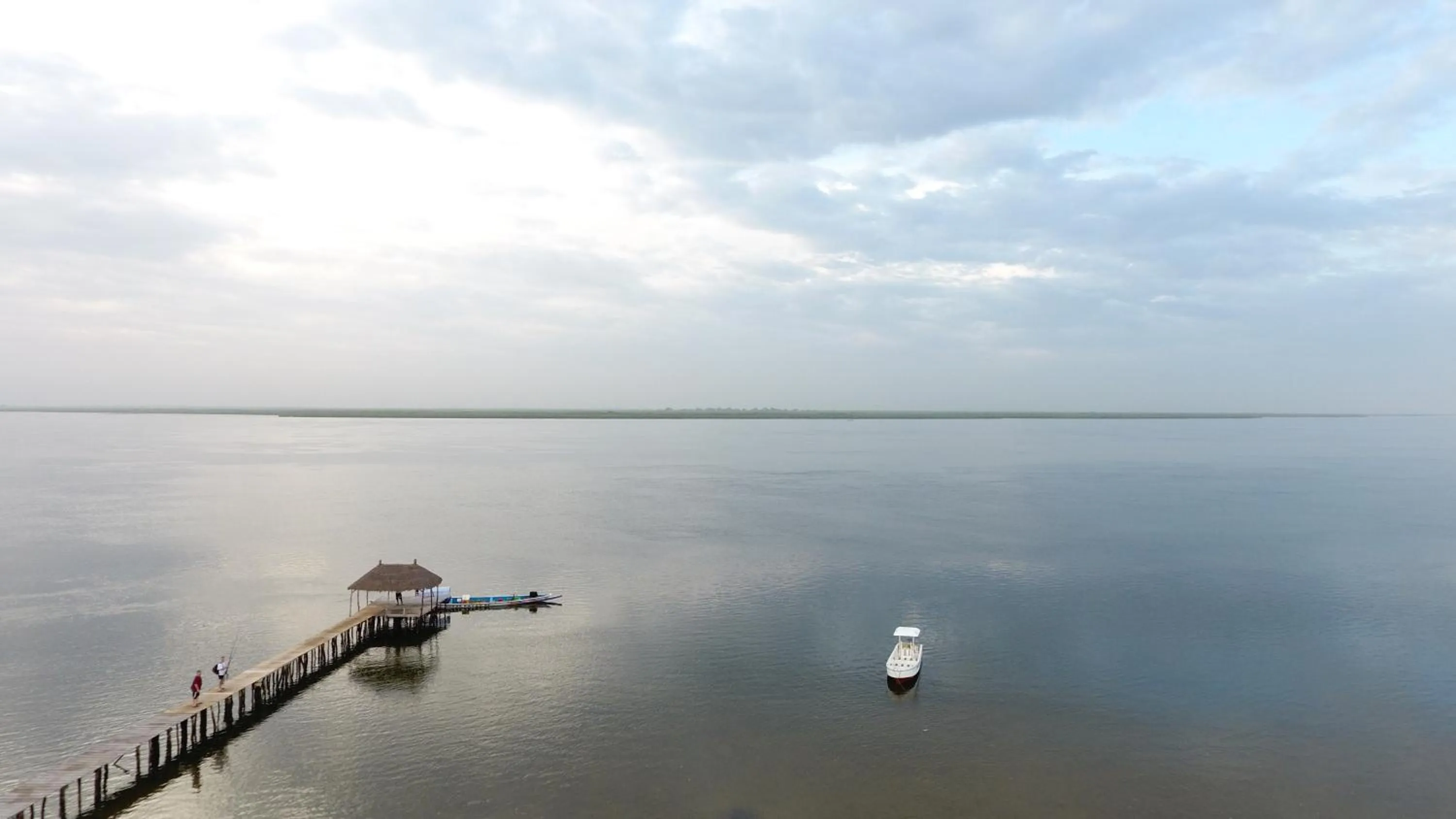 Beach in Campement Hakuna Lodge