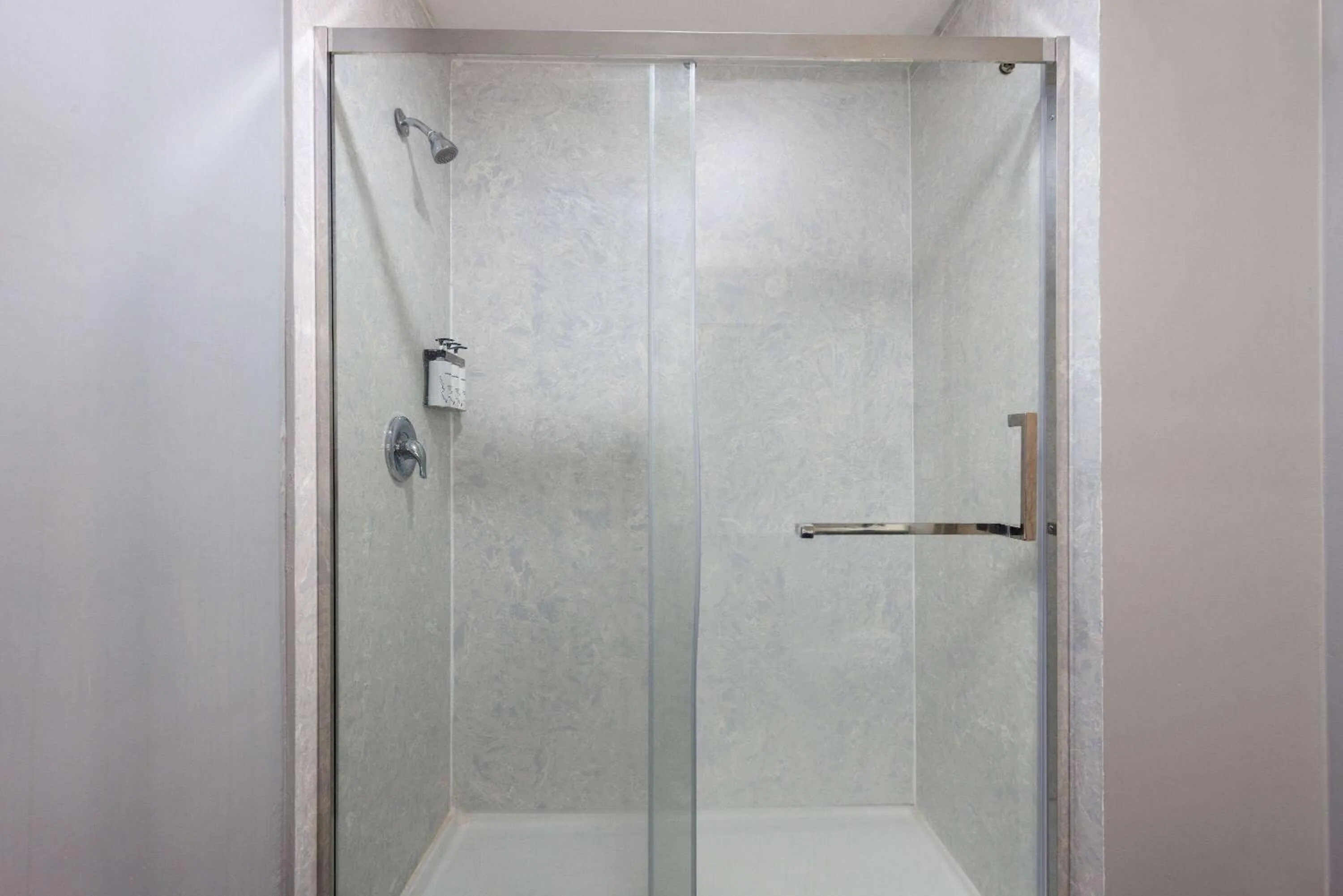 Bathroom in AmericInn by Wyndham Omaha Near Zoo