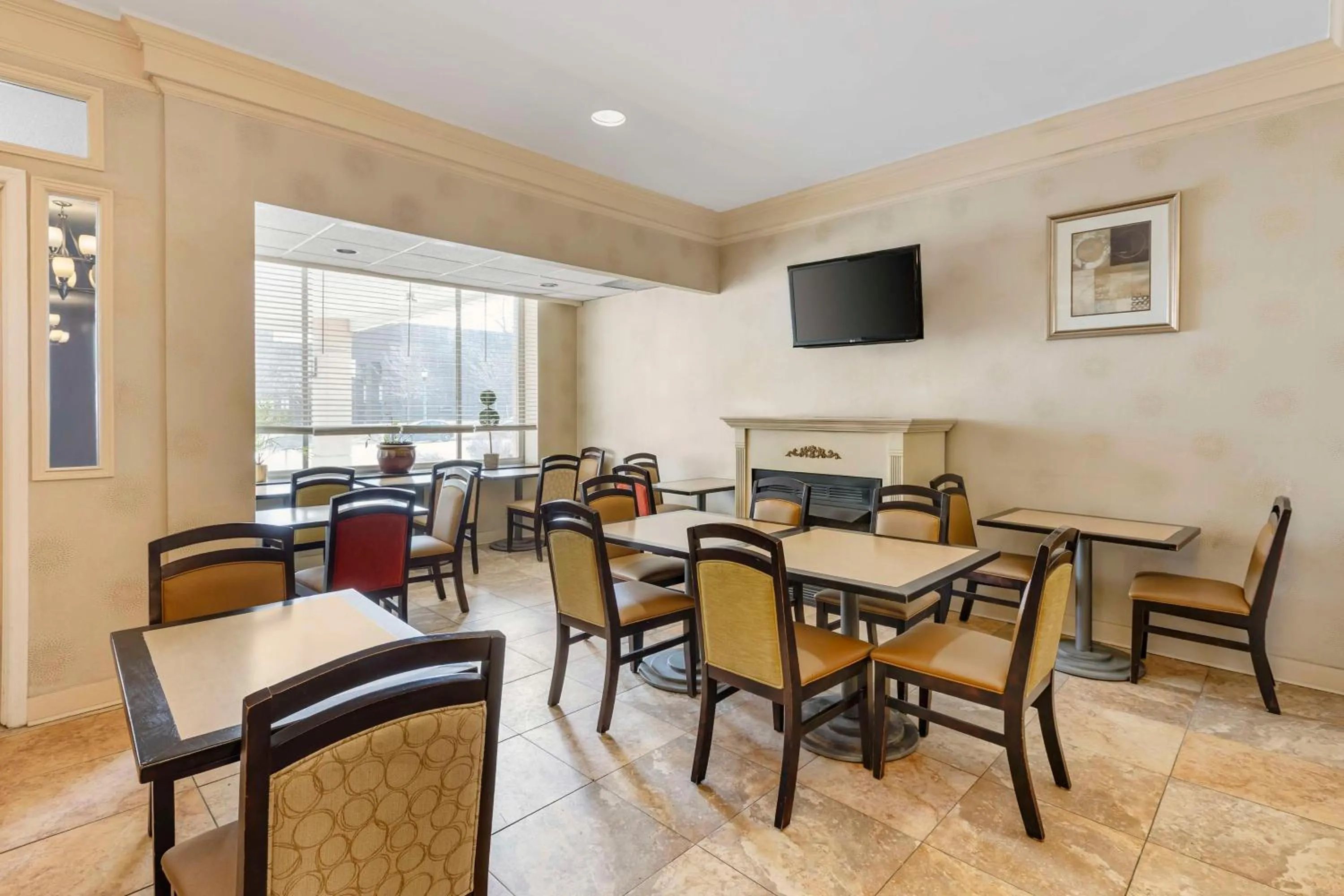 Lobby or reception in Best Western Watertown/Fort Drum