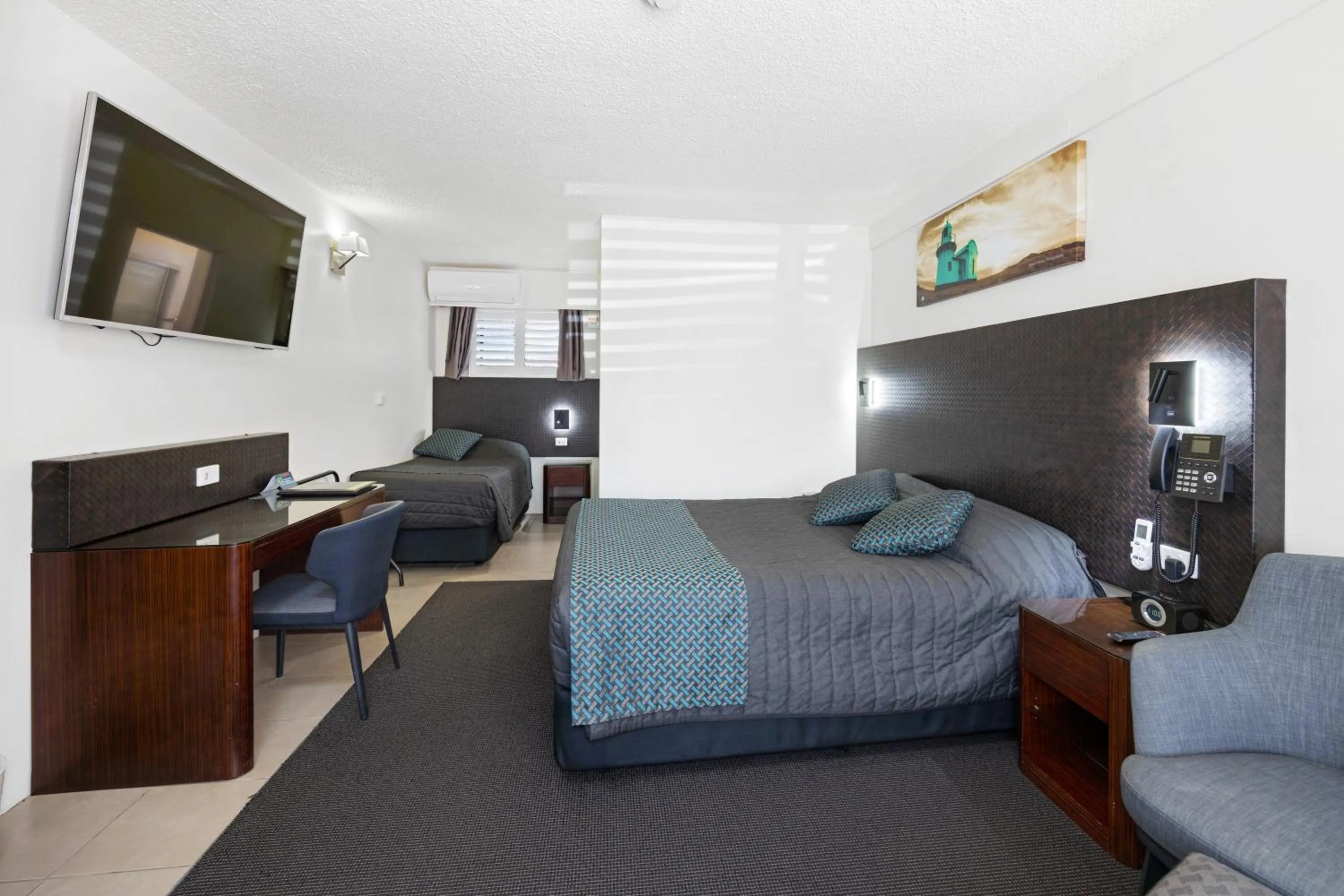 Bedroom, Bed in El Motor Inn