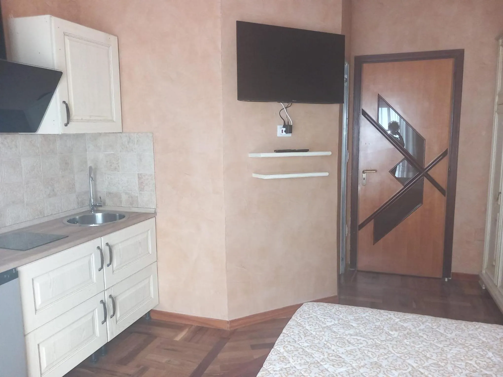 TV and multimedia in Lussuoso B&B