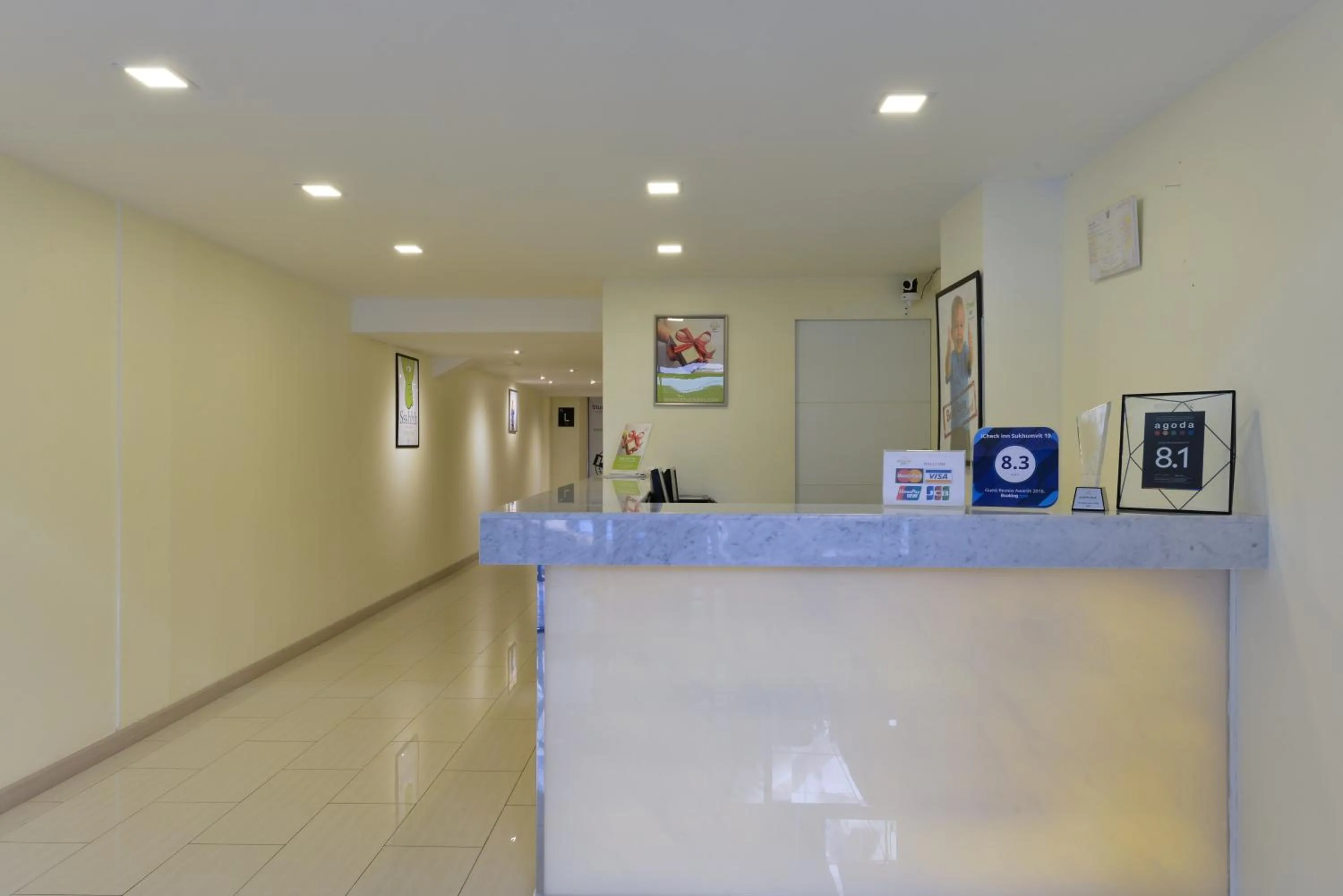 Lobby or reception in iCheck inn Sukhumvit 19