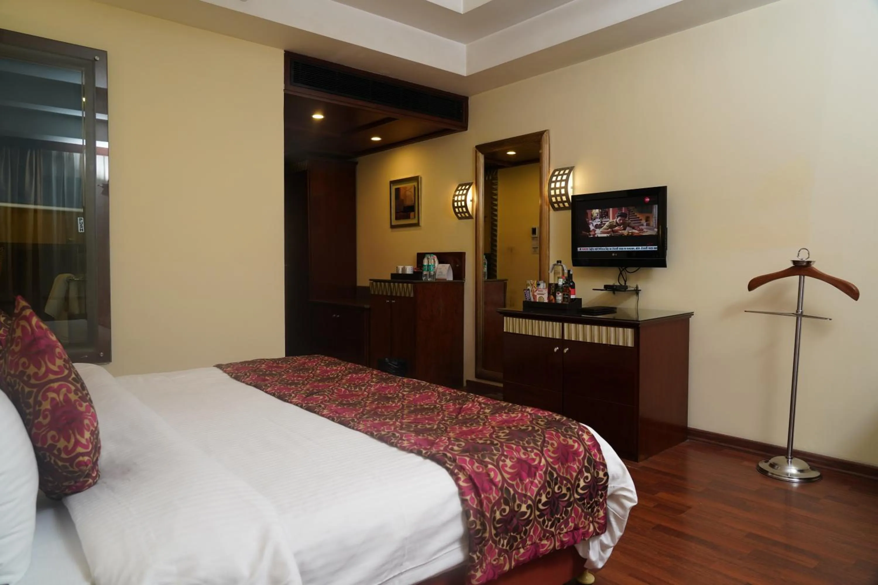 Bed in Fortune Select JP Cosmos, Bengaluru - Member ITC Hotels' Group