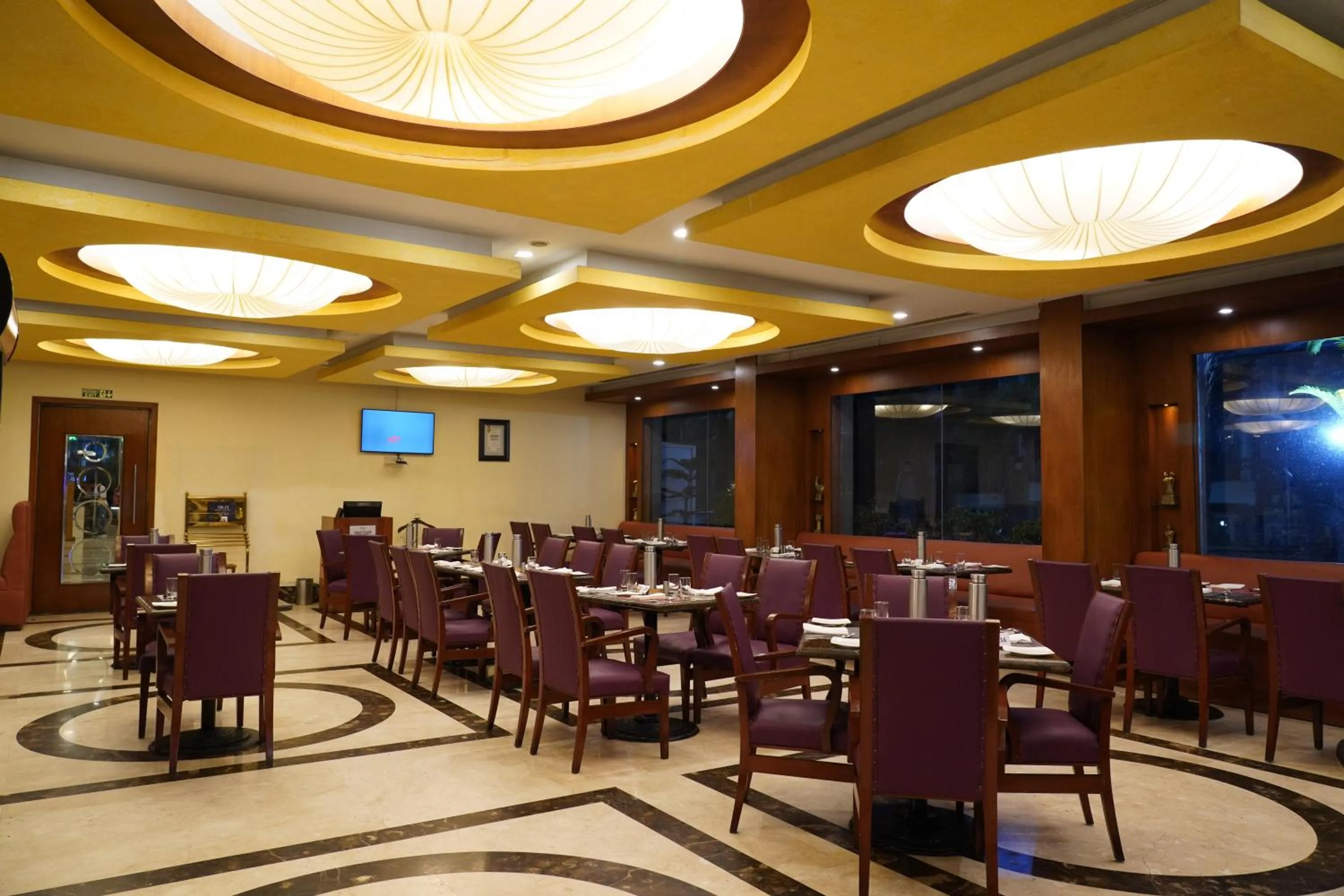 Restaurant/places to eat in Fortune Select JP Cosmos, Bengaluru - Member ITC Hotels' Group