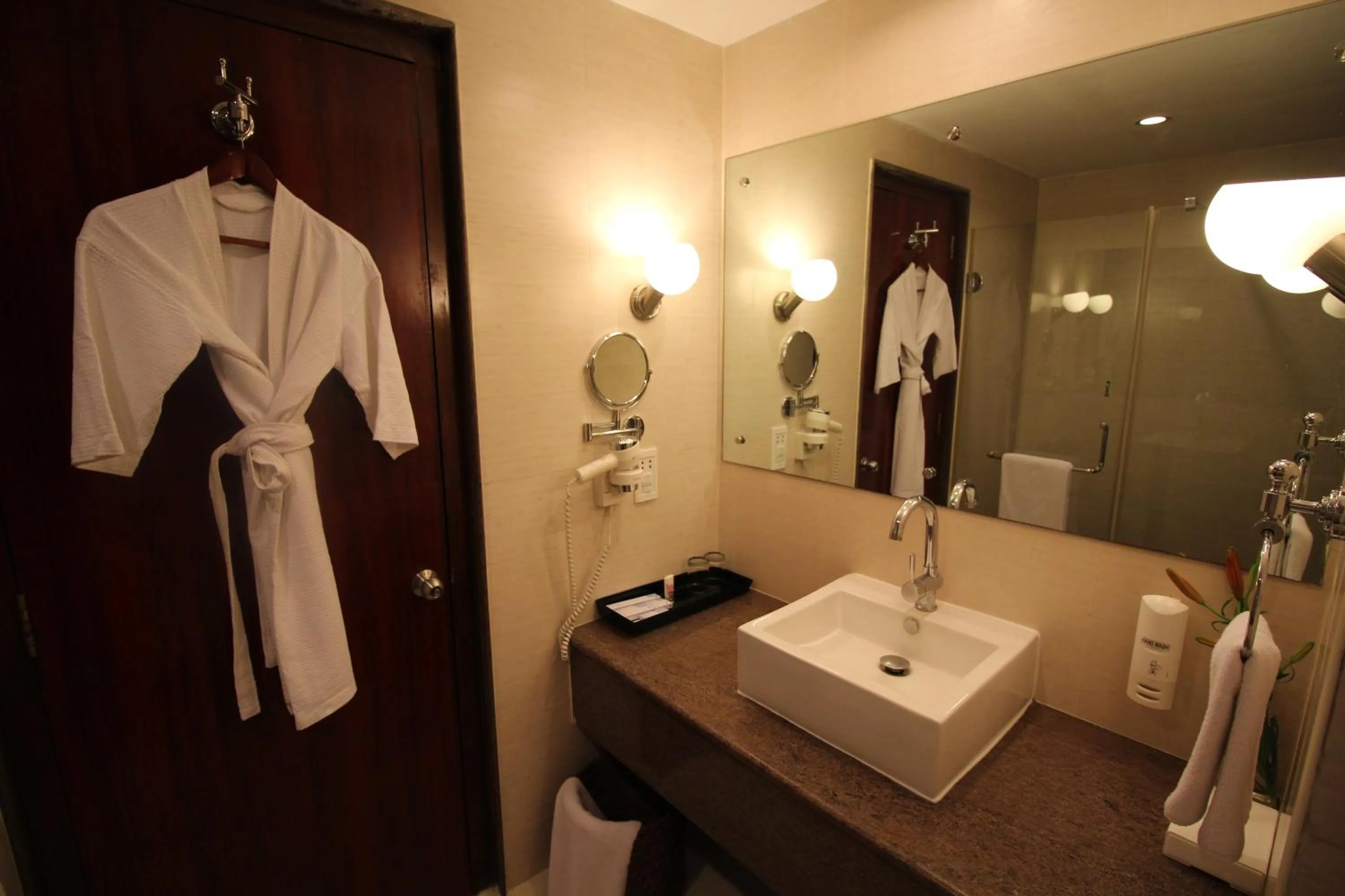 Bathroom in Fortune Select JP Cosmos, Bengaluru - Member ITC Hotels' Group