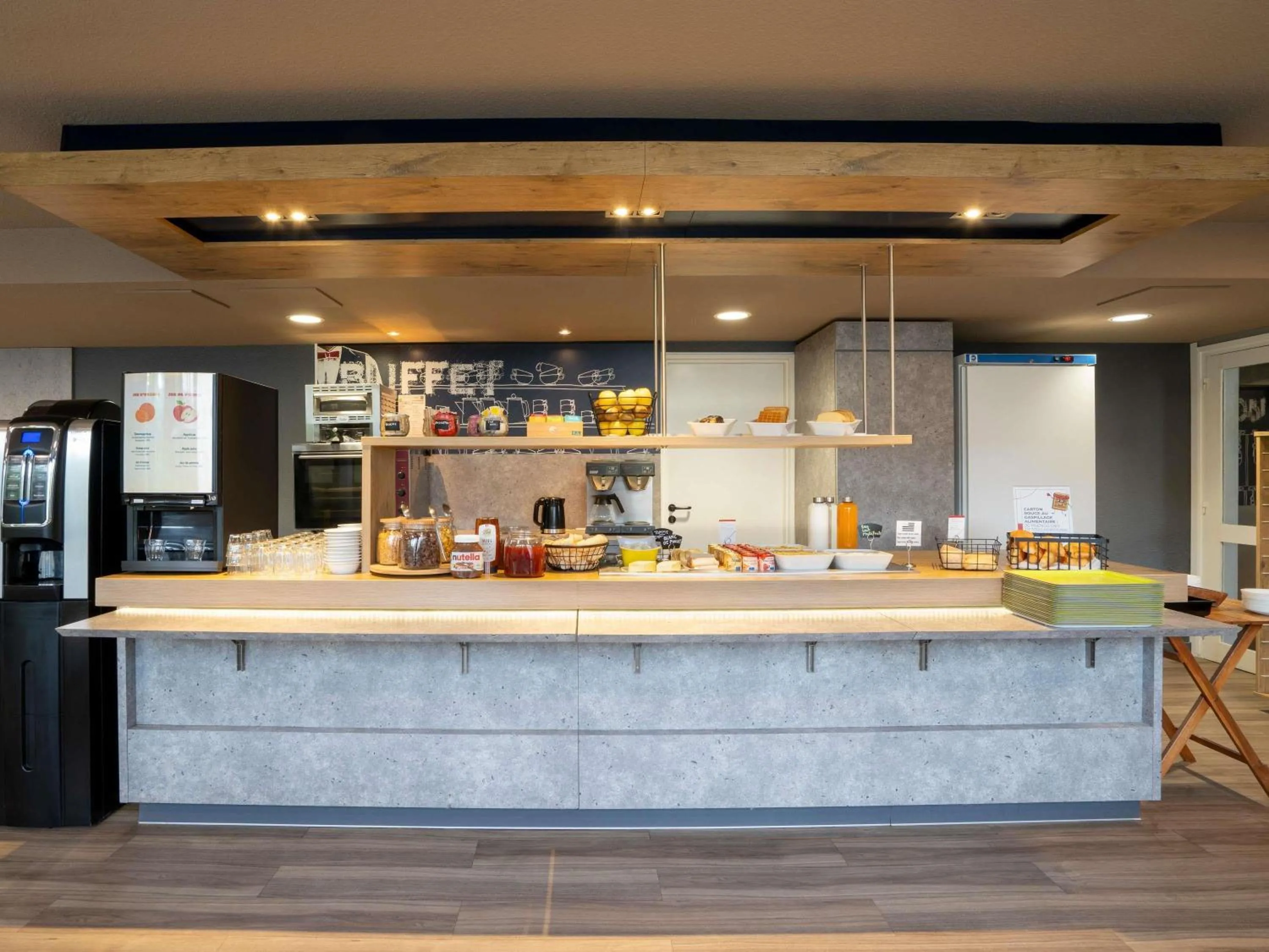 Property building in ibis budget Rennes Chantepie - Hôtel rénové