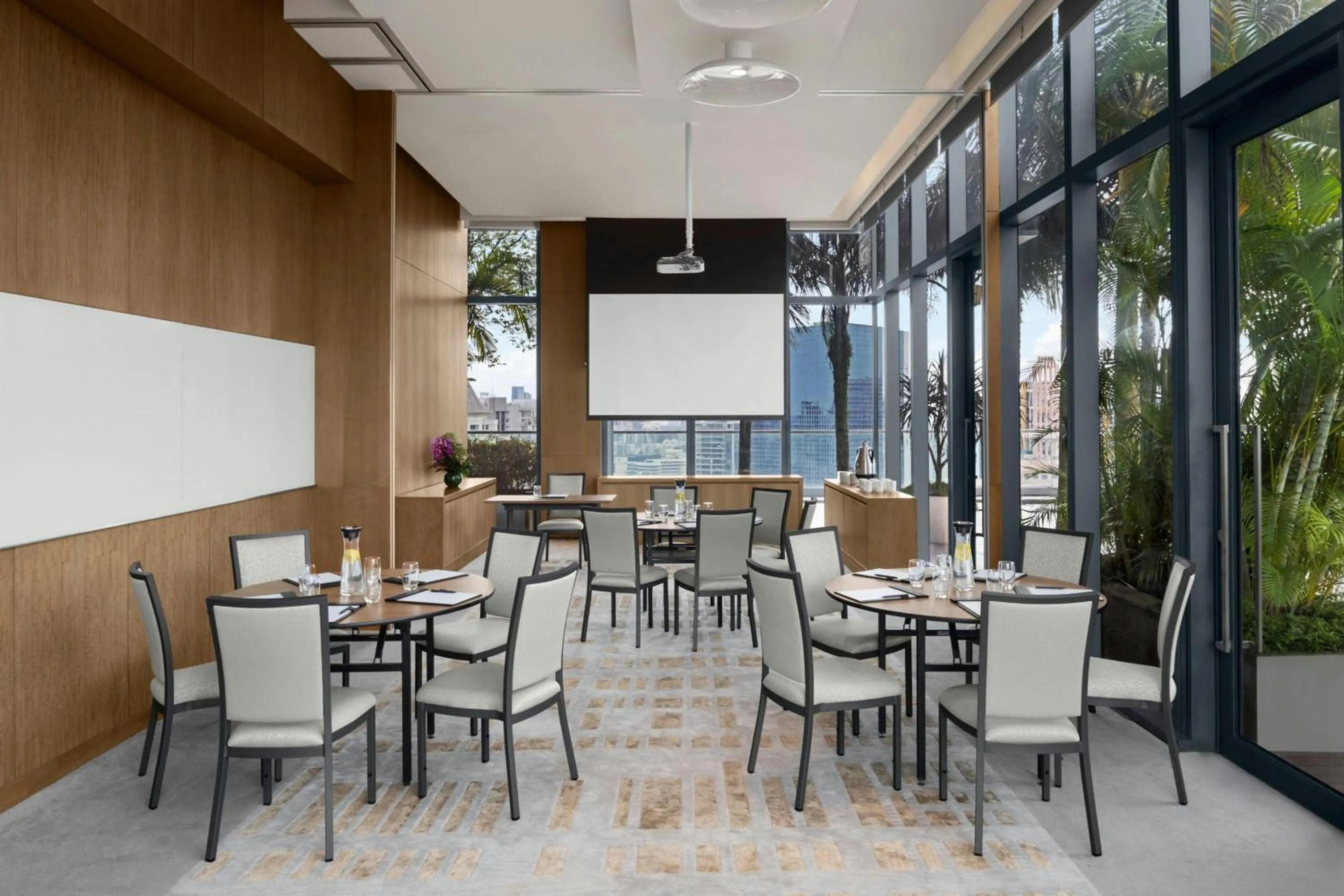 Meeting/conference room in Courtyard by Marriott Singapore Novena